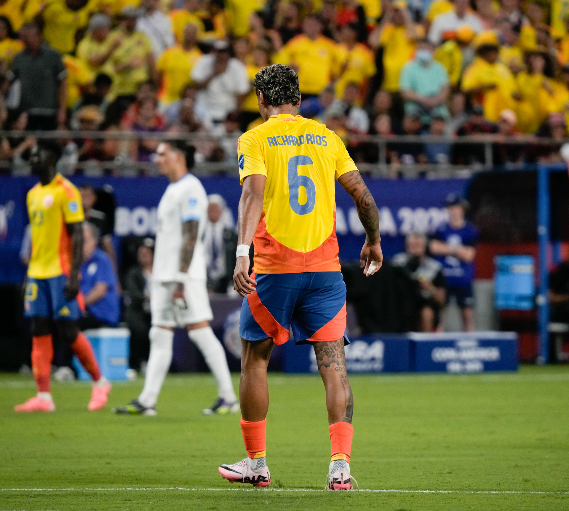 Colombia vs. Uruguay — Copa América Semifinal, 2024. A fierce battle under the lights, where intensity and character defined every minute. Colombia faced Uruguay in a hard-fought semifinal marked by passion, tactical discipline, and unwavering determination — a performance that reflected the heart of a nation dreaming of the final stage.