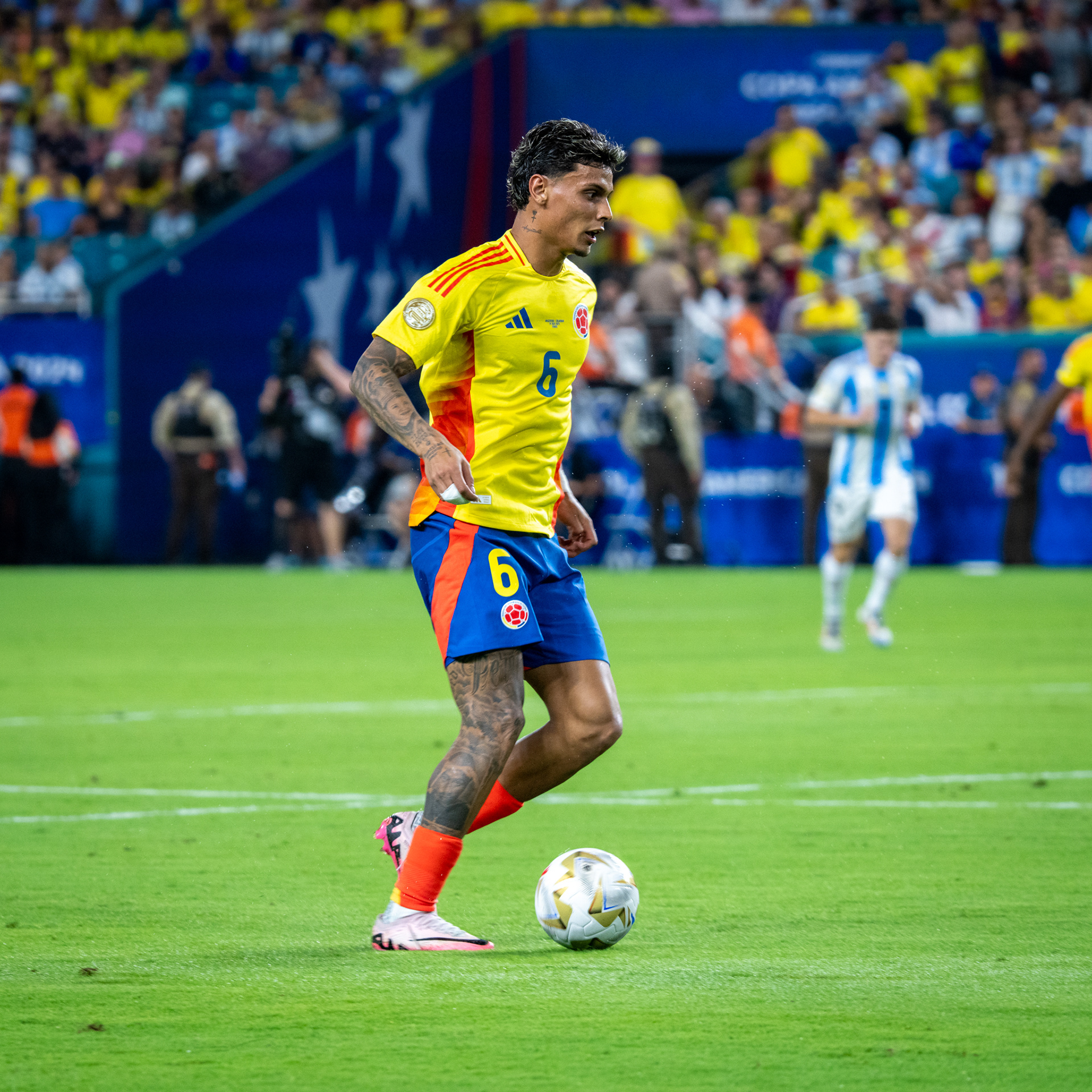 Colombia vs. Argentina — Copa América Final, 2024. In a historic showdown, Colombia battled Argentina in a thrilling final that captured the passion of an entire continent. A match defined by intensity, resilience, and heart, showcasing Colombia’s strength and determination on one of the biggest stages in world football.