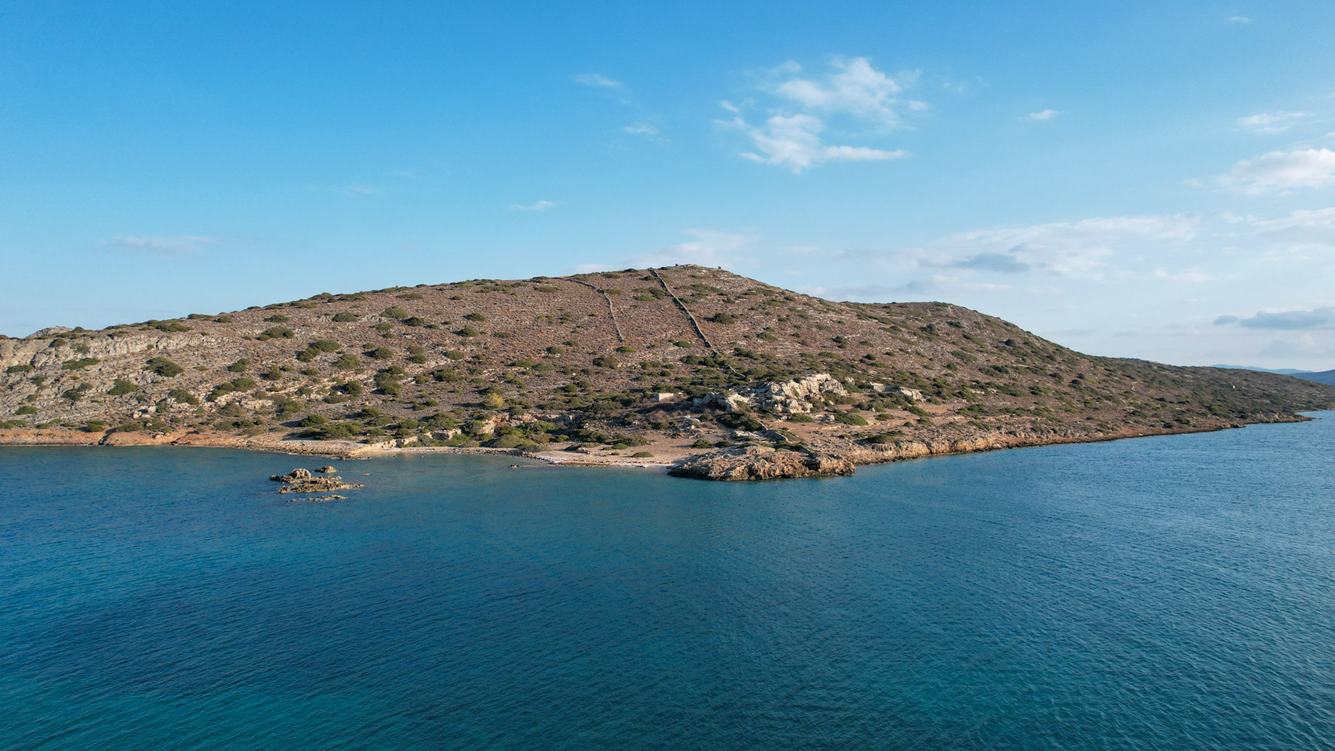 Kalydon Island - Skourgeto Beach