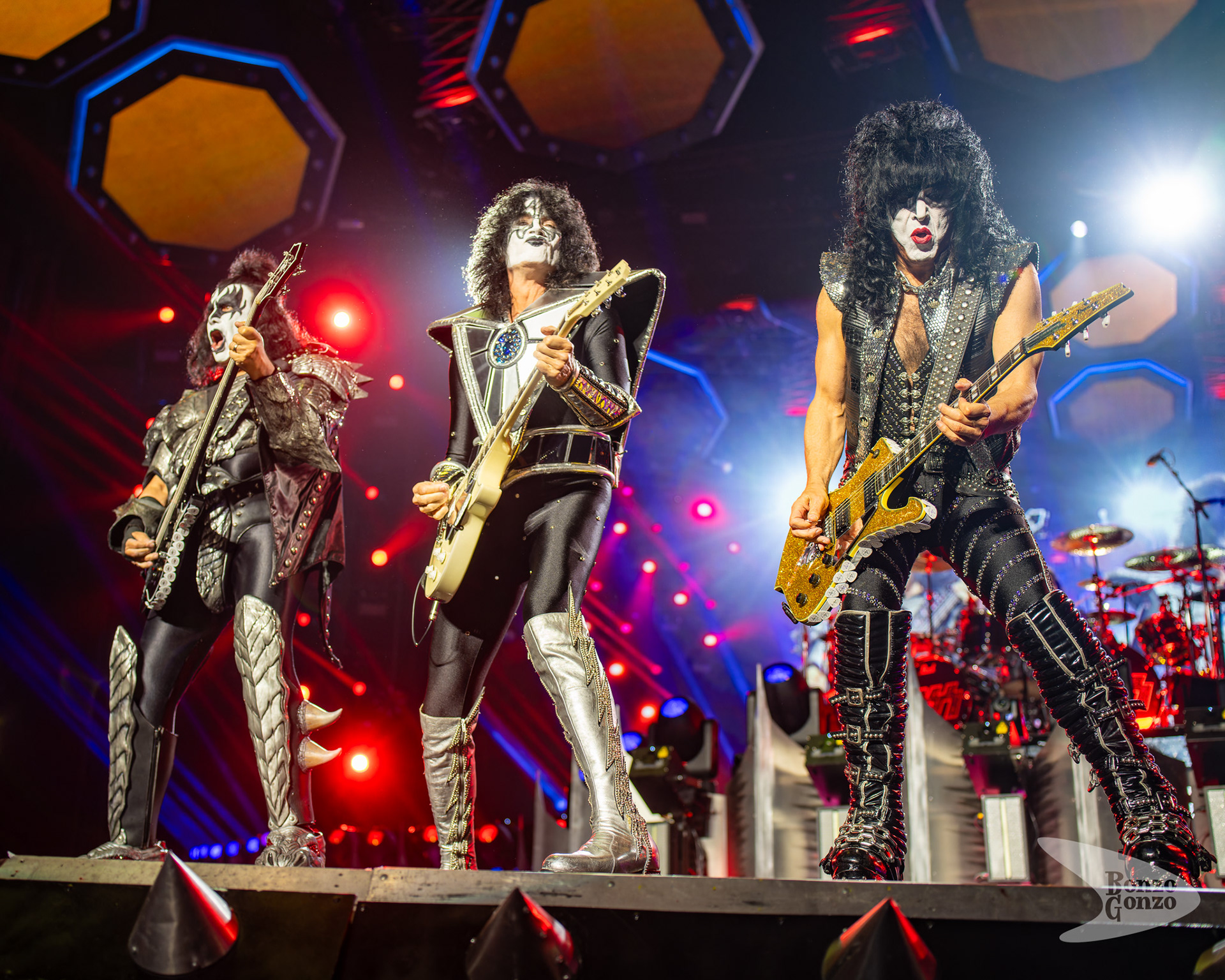KISS (2023)