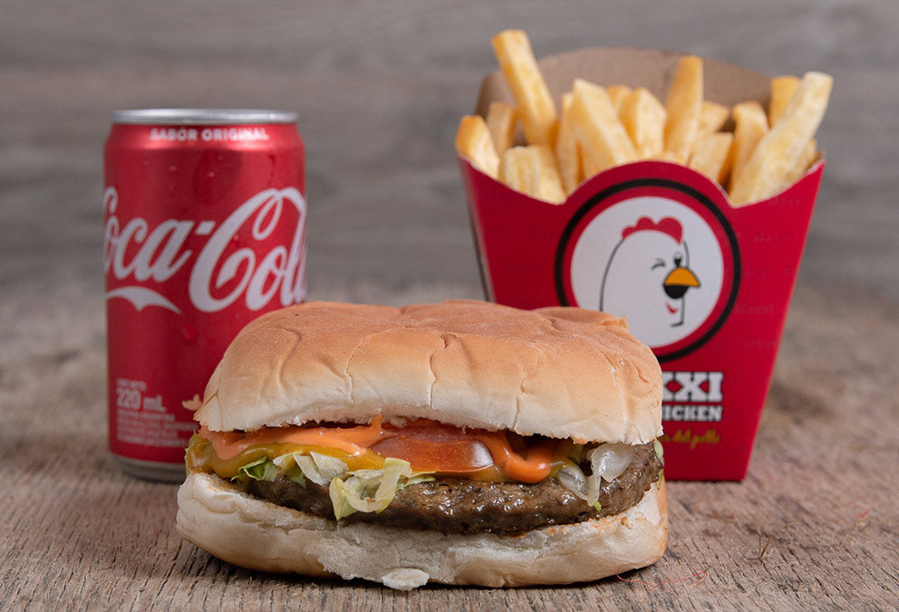 Hamburguesa simple cheddar +papas + gaseos