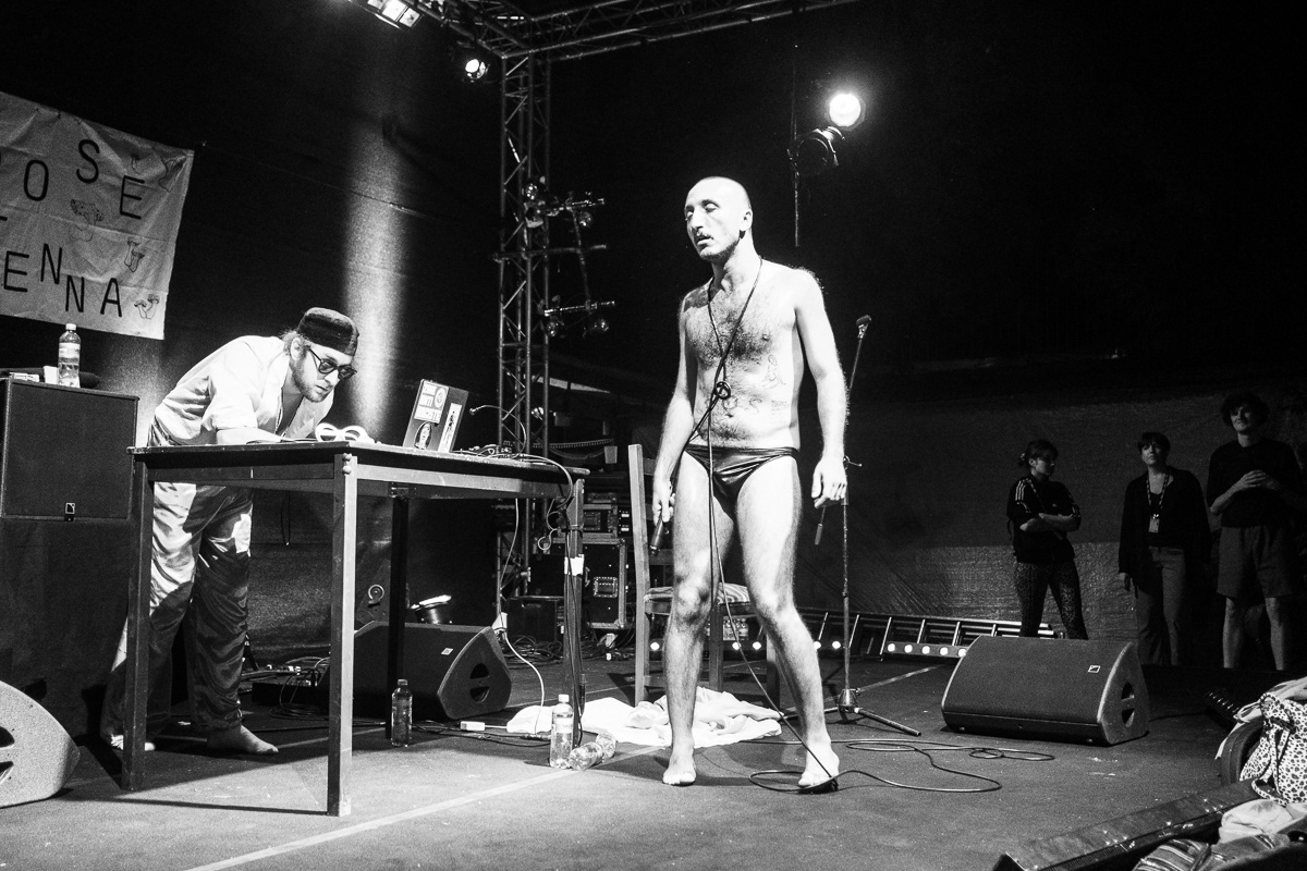 Horse I'm Virus © Jessy Marchetti