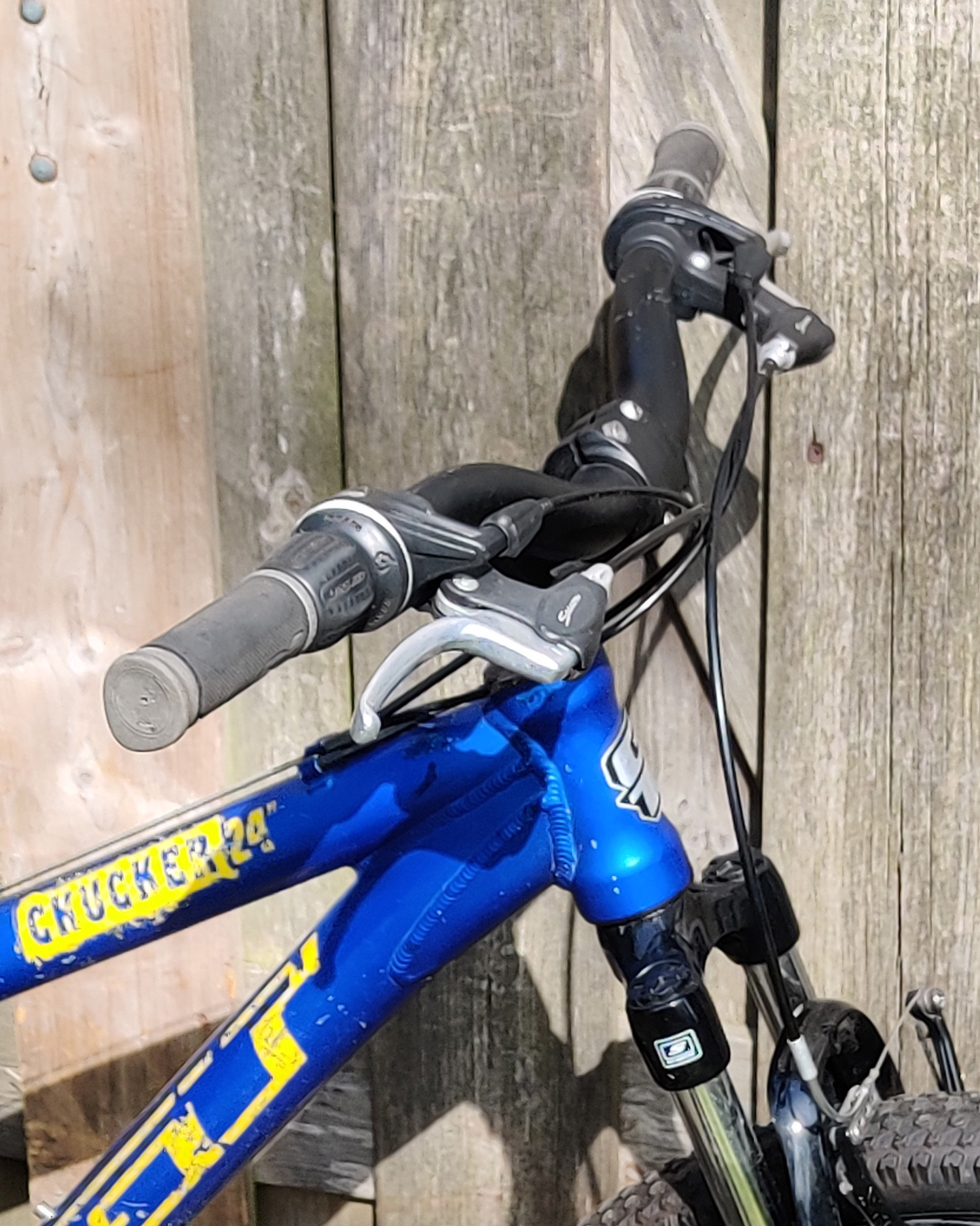 GT Chucker24