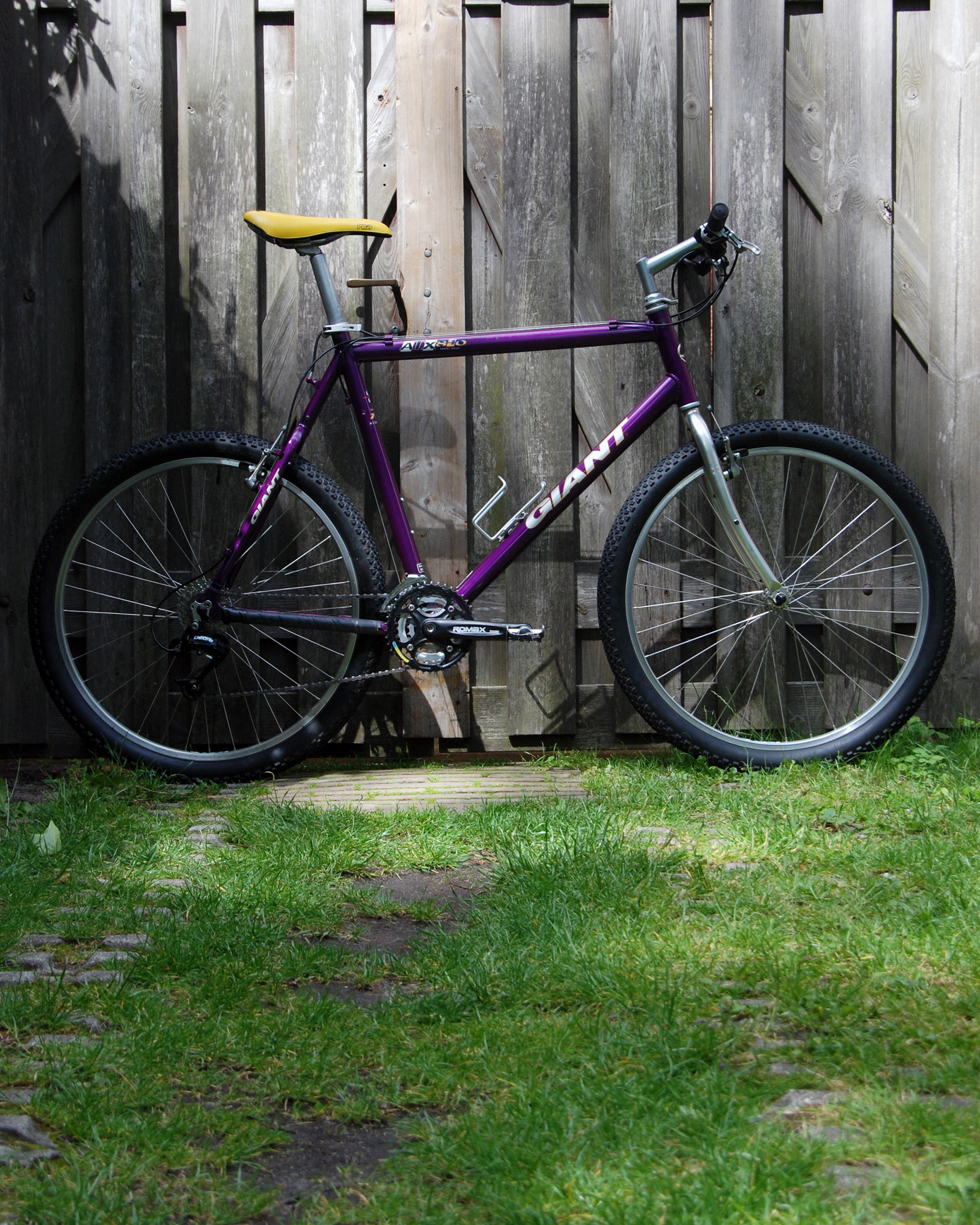 Giant ATX 840
