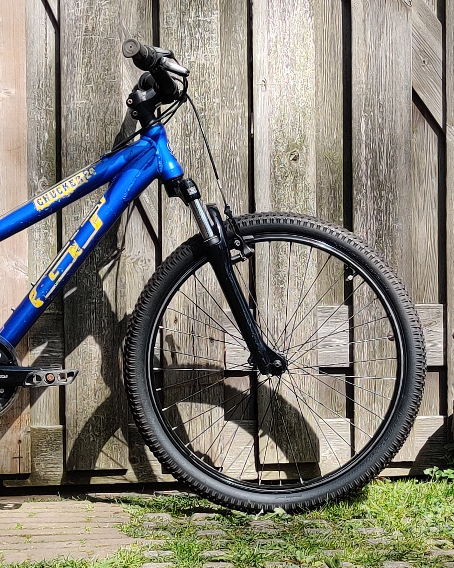 GT Chucker24