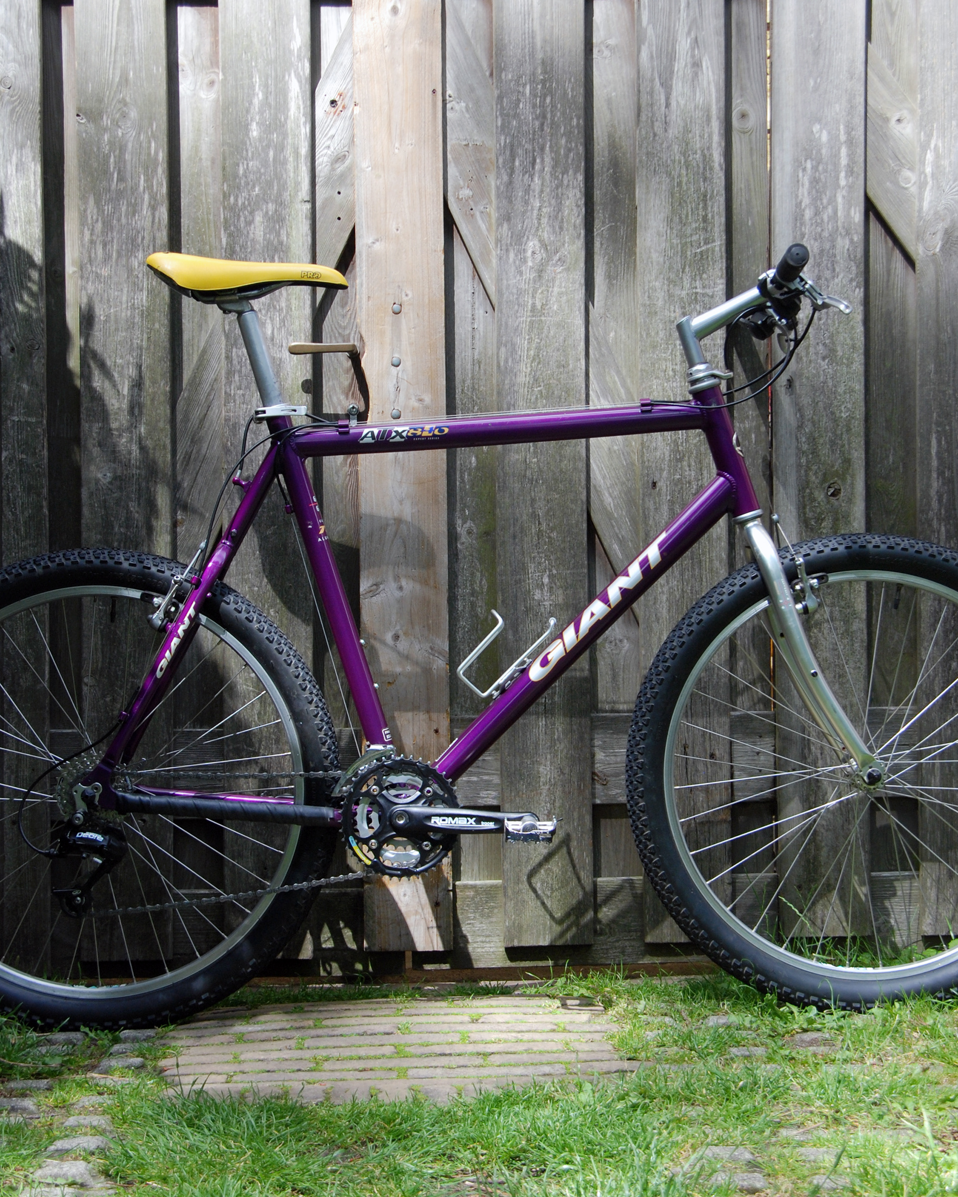 Giant ATX 840