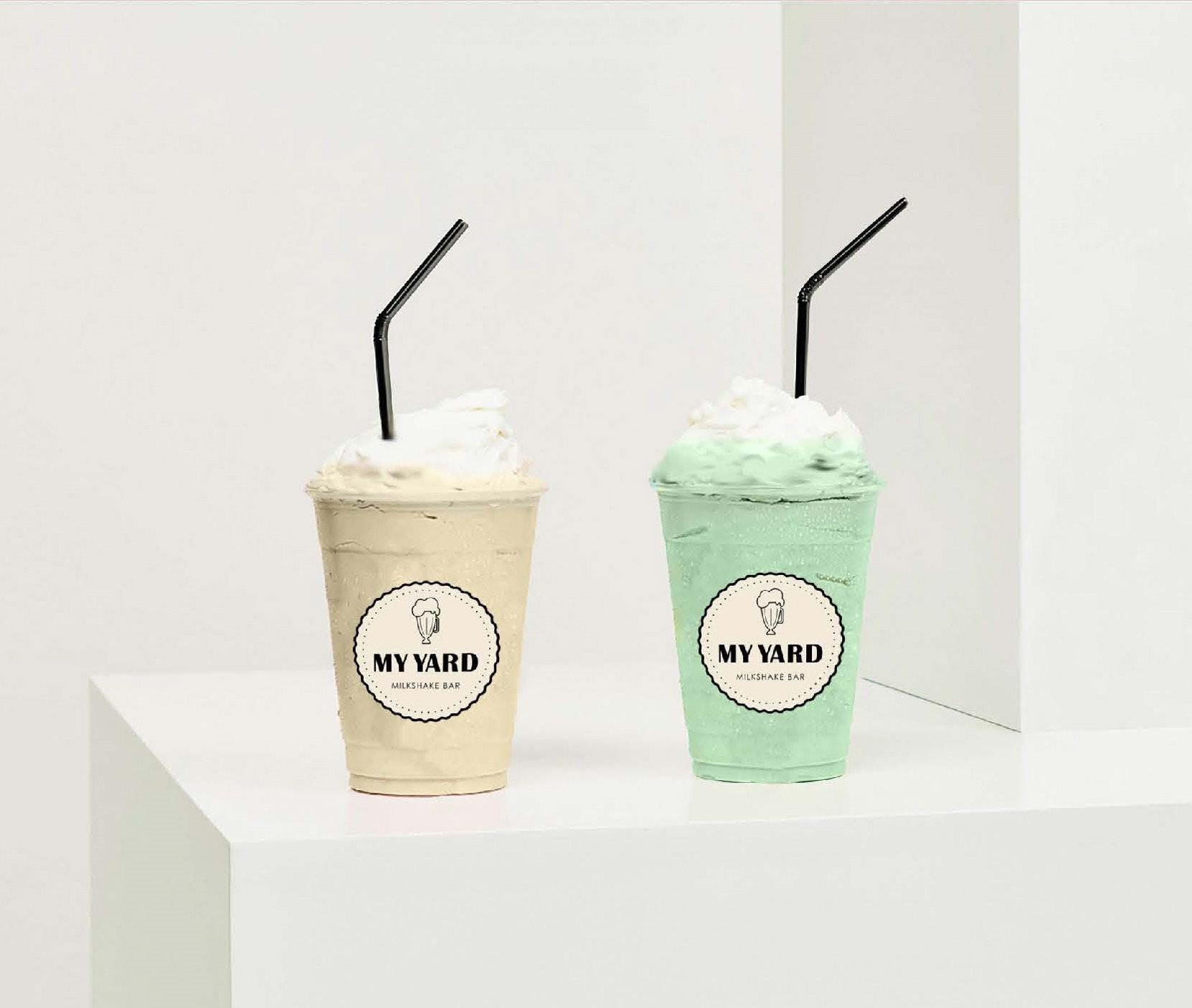 Dulce de Leche con Bacardi & Smirnoff Peppermint Milkshake