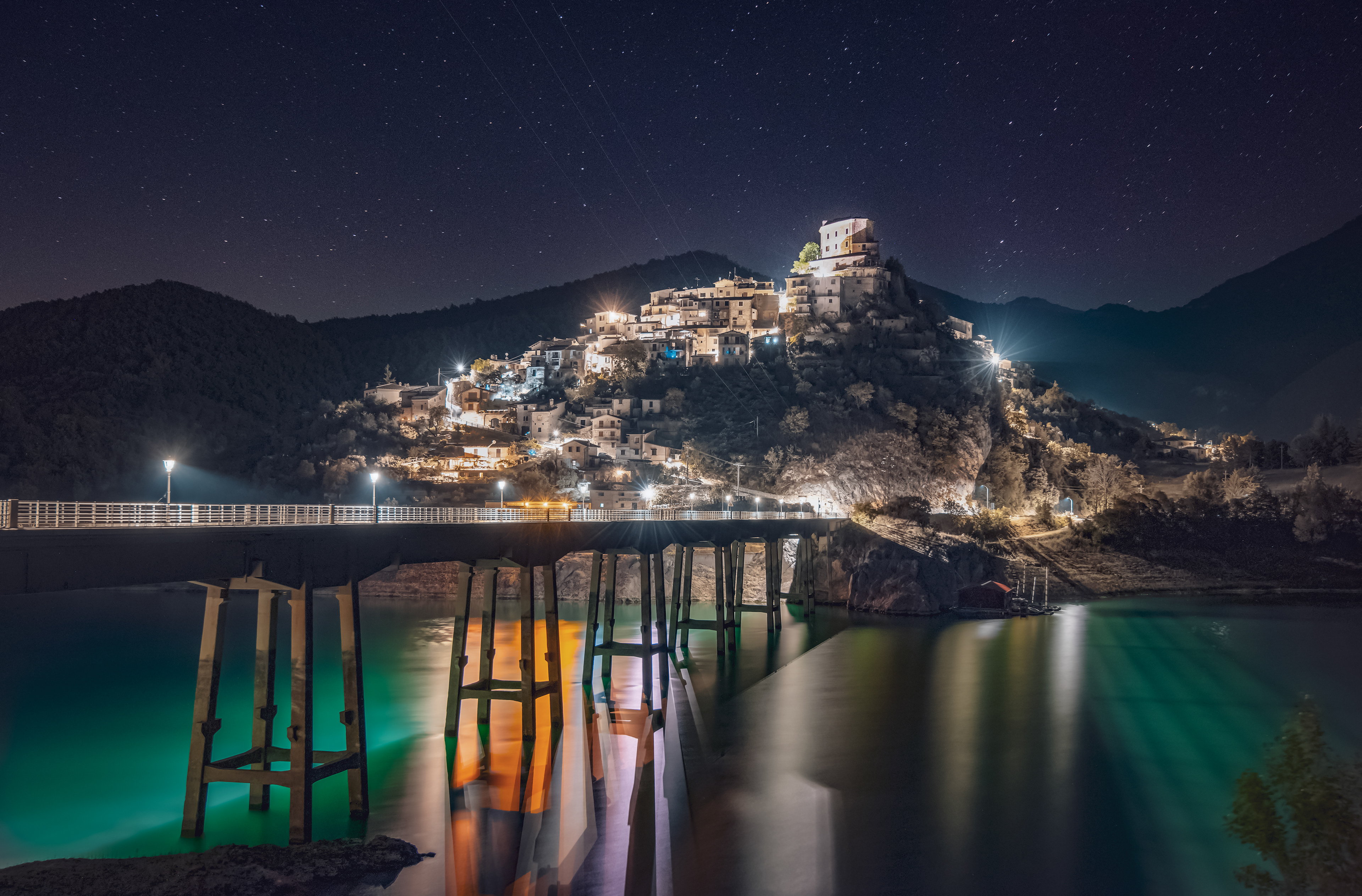 Castel di Tora, RI