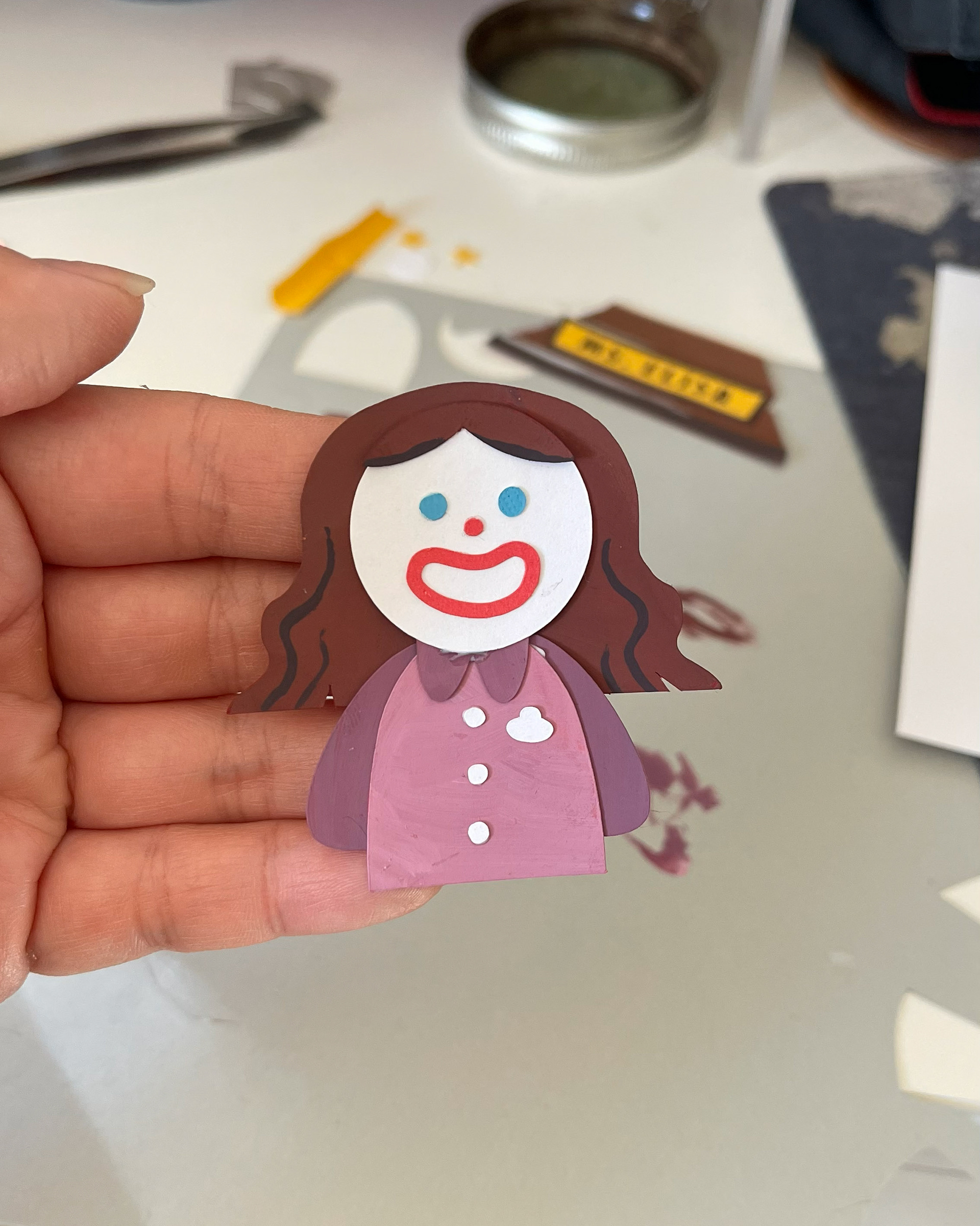 Ms. Elisa head close-up