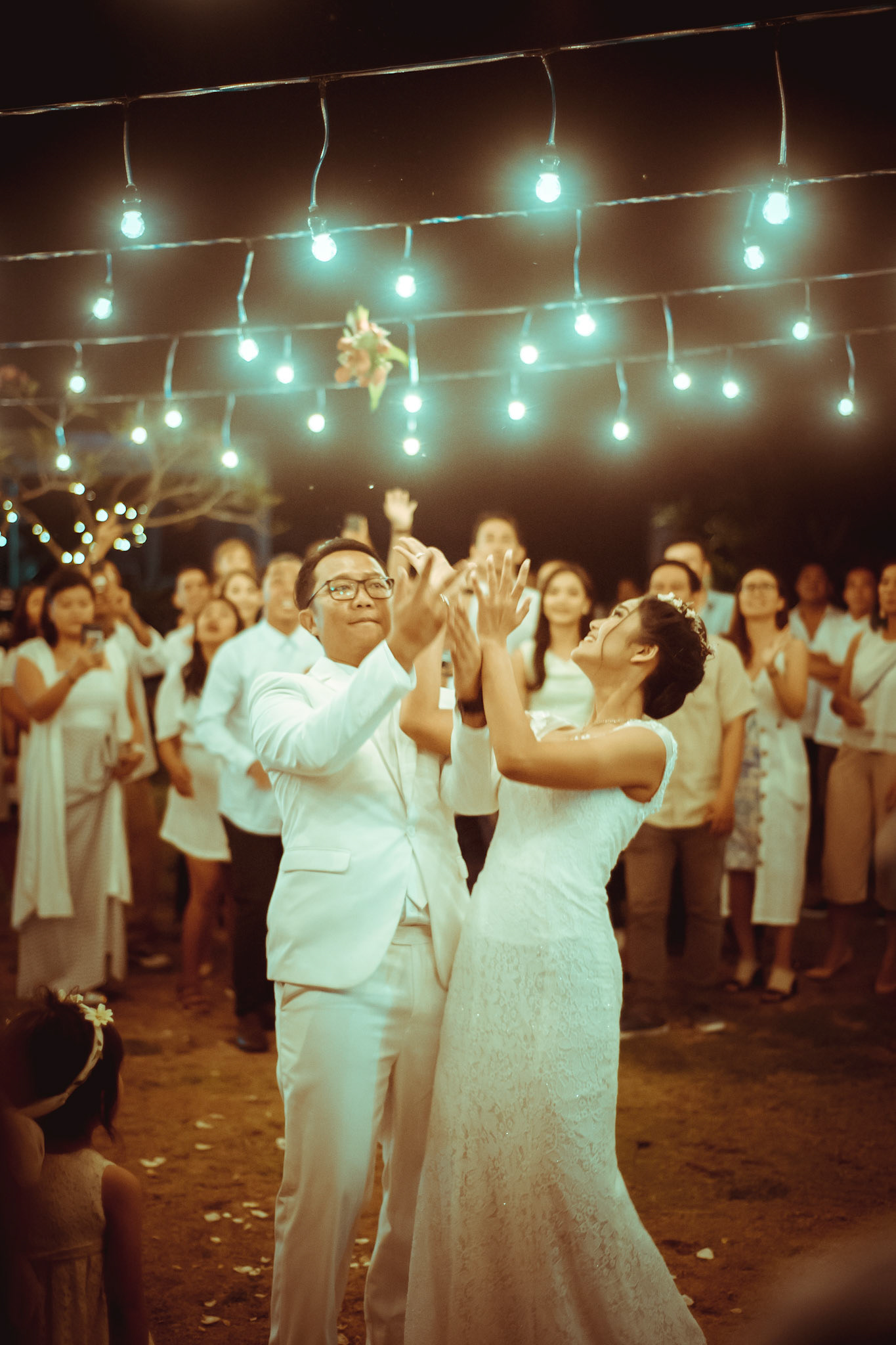 Capturing wedding and precious moments.