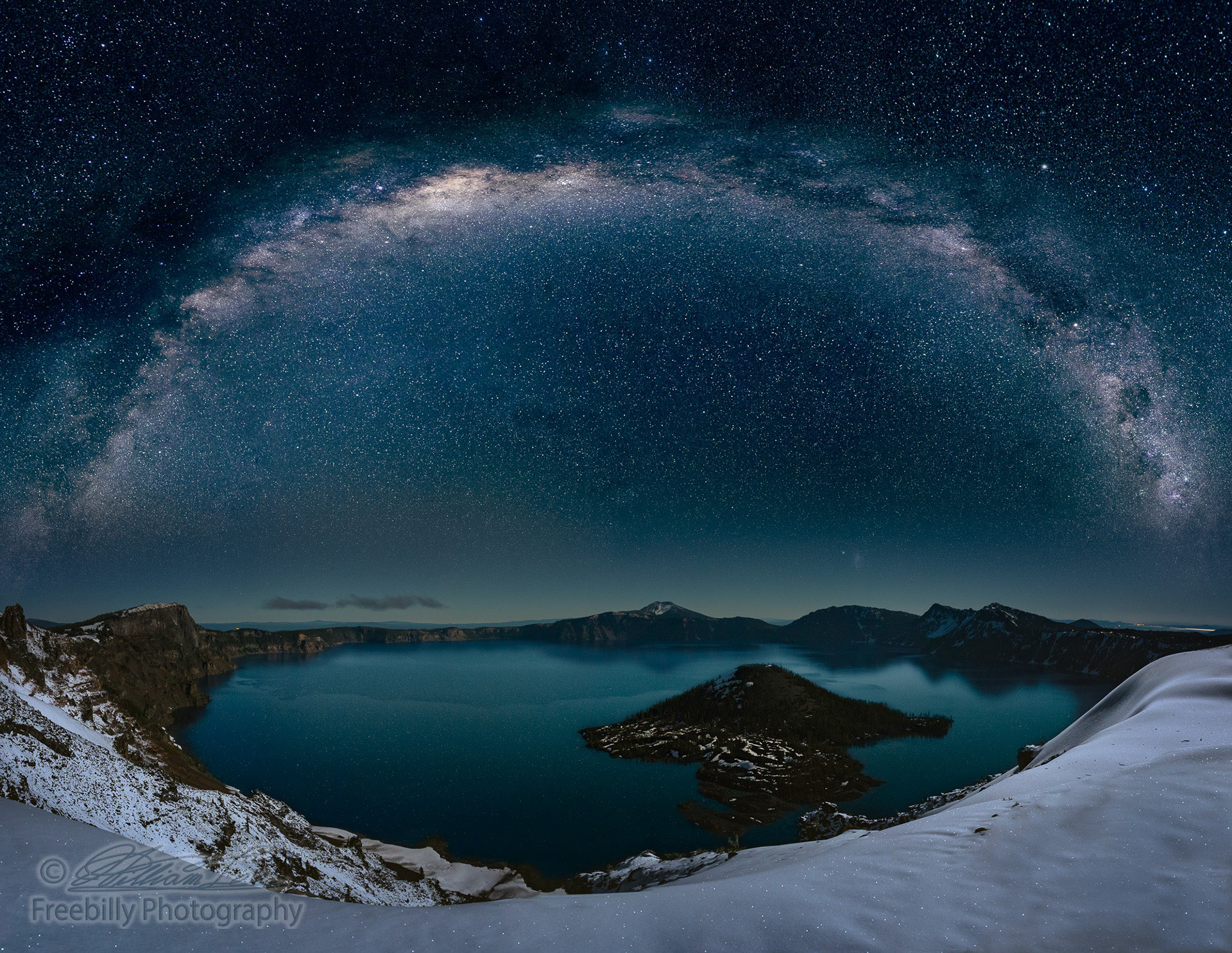 The panoramic view of Crater Lake with fine art Milkyway