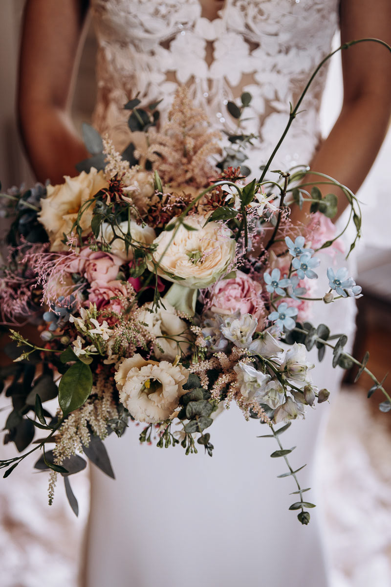 BOUQUET DE MARIEE HISTOIRE DE FLEURS