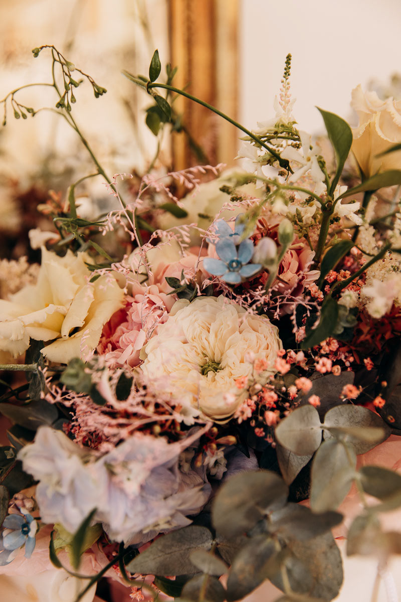 BOUQUET DE MARIEE HISTOIRE DE FLEURS