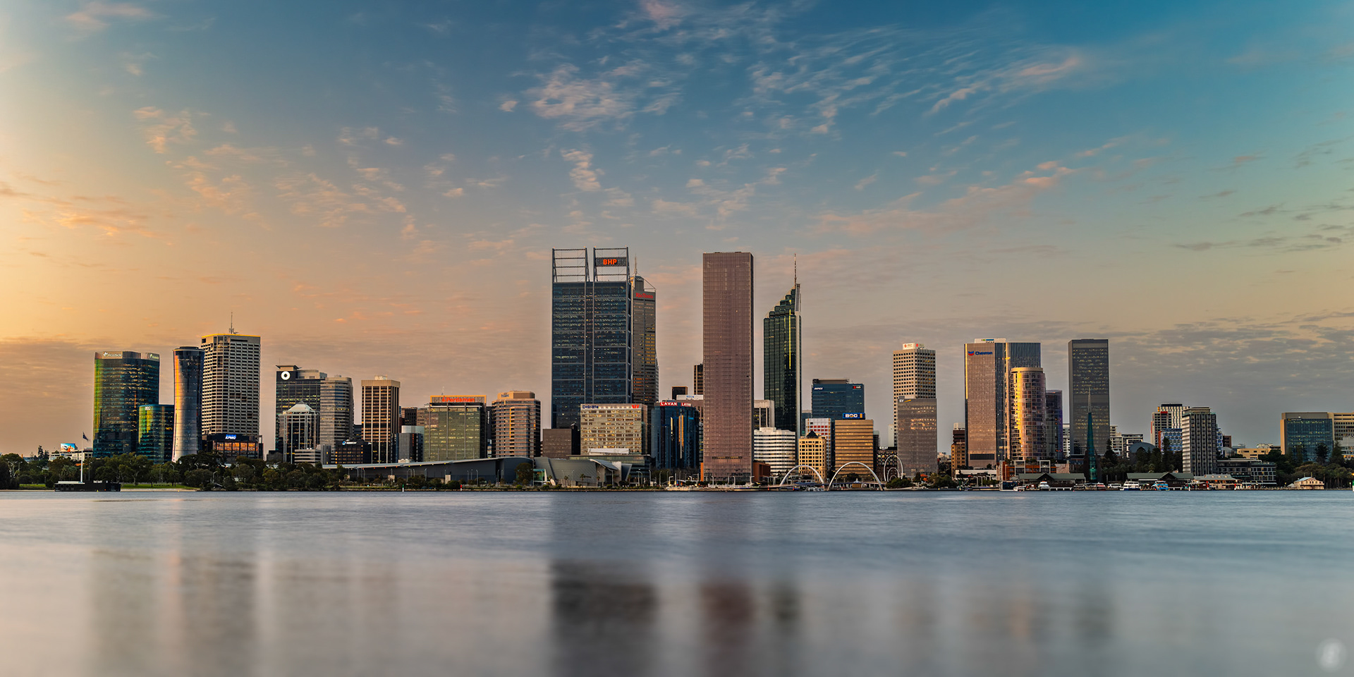 Perth from South Bank of the Swan