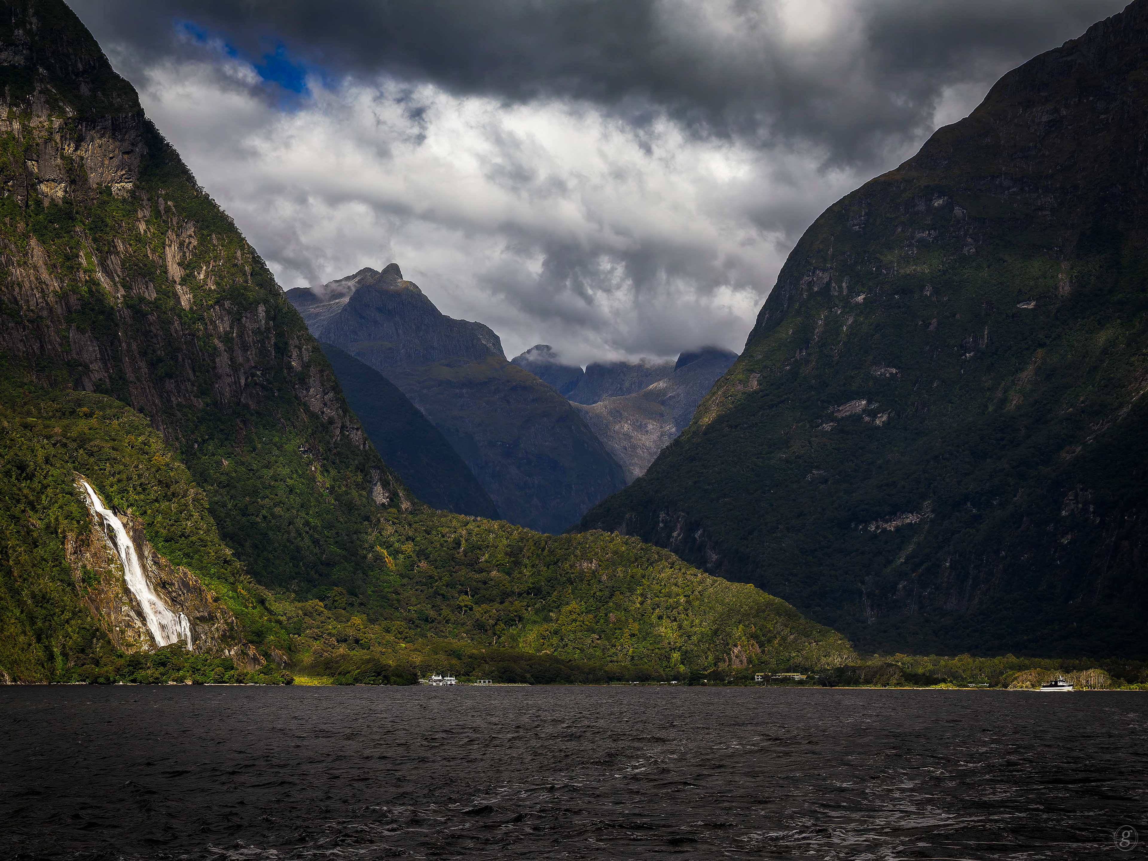Bowen Falls, Milford Sound