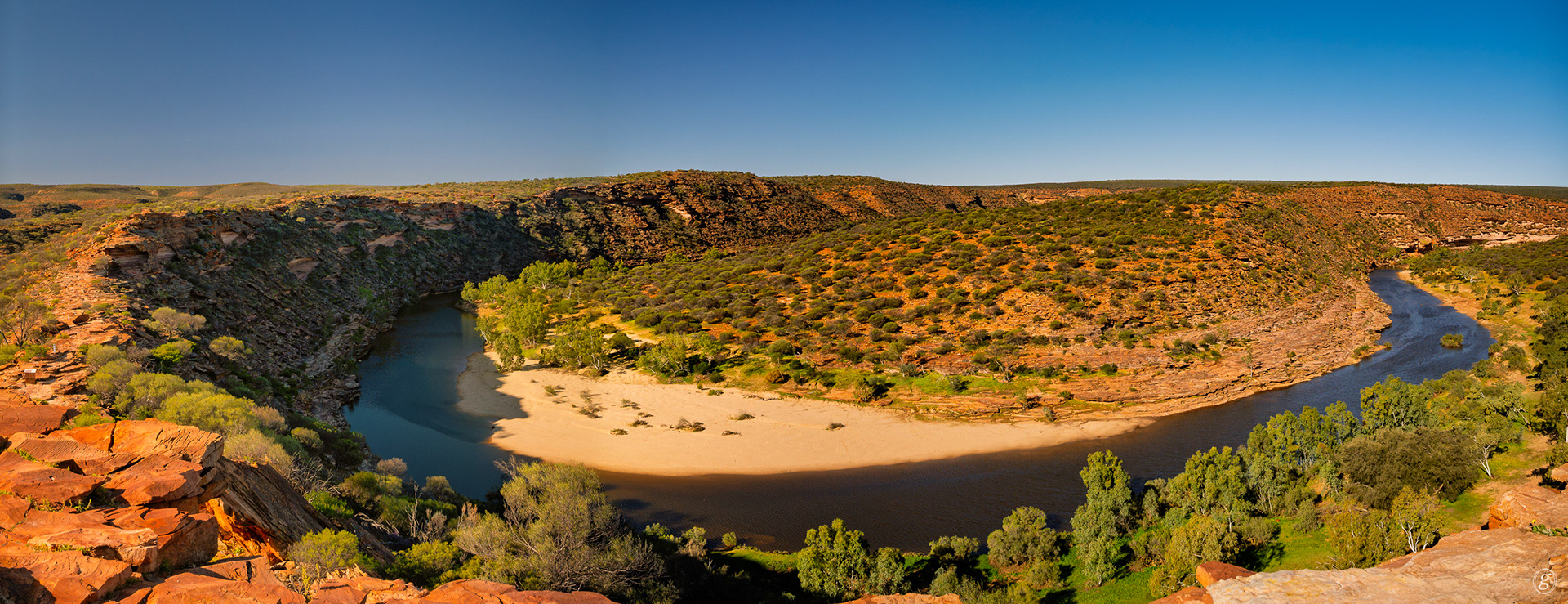 The Loop (Murchsion RIver) & Natural Window