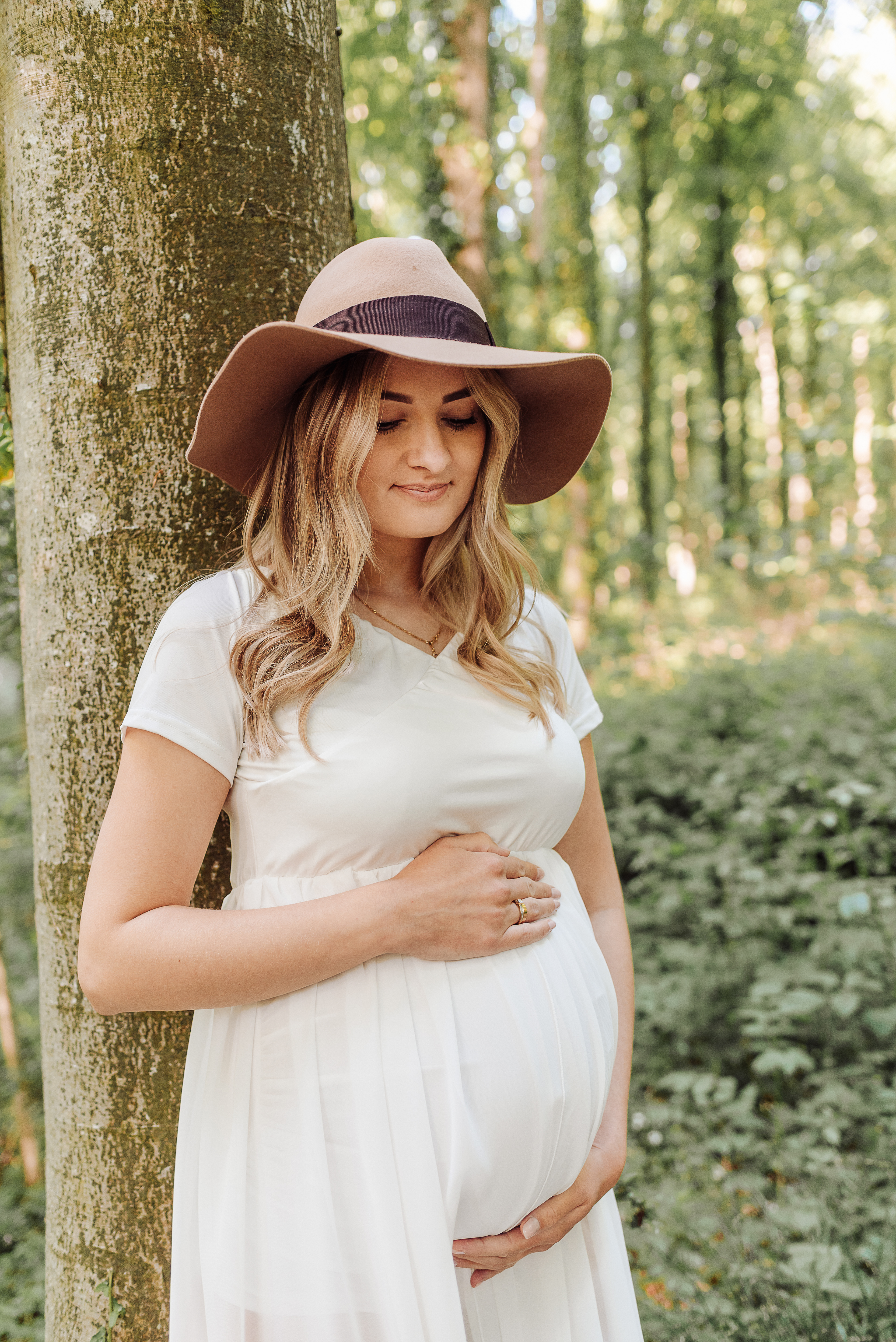 Pregancy photoshoot Andover Ms Monika Clicks