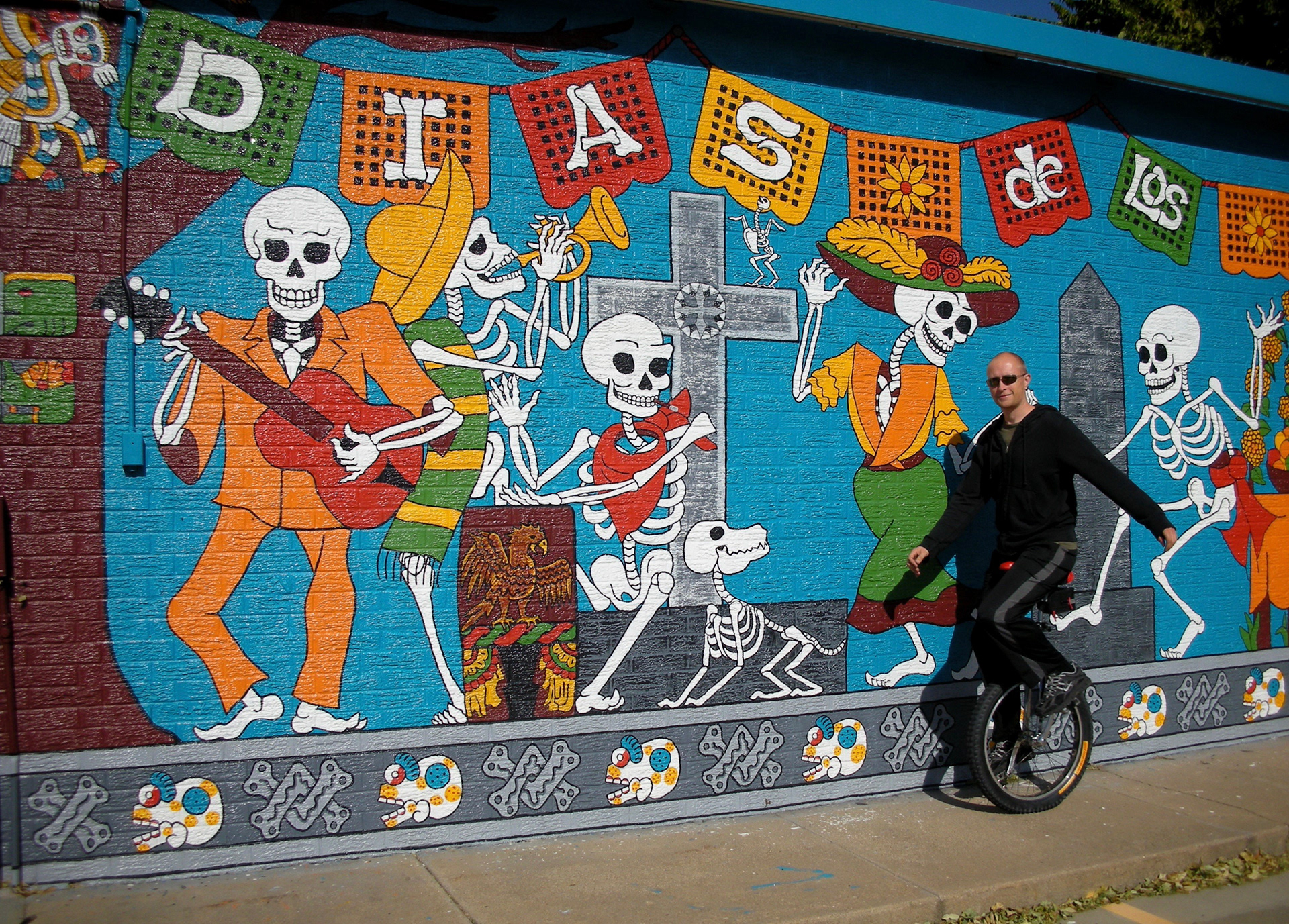 Cycling With The Dead Folks