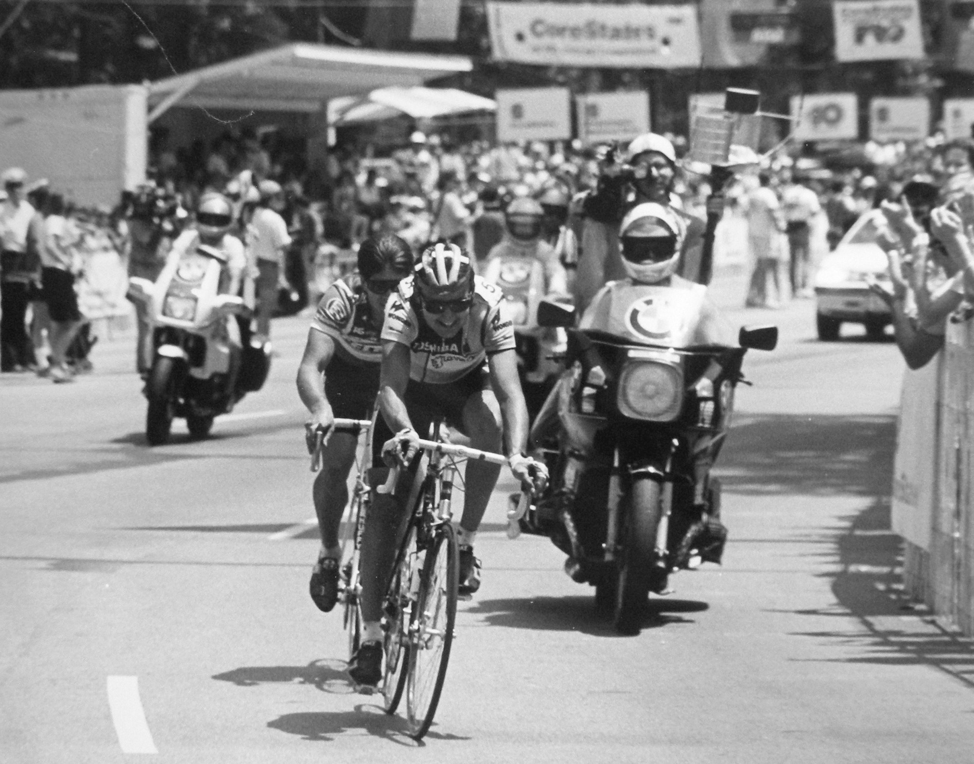 Roy Knickman Leads Tom Schuler in the 1987 U.S. Professional Championship