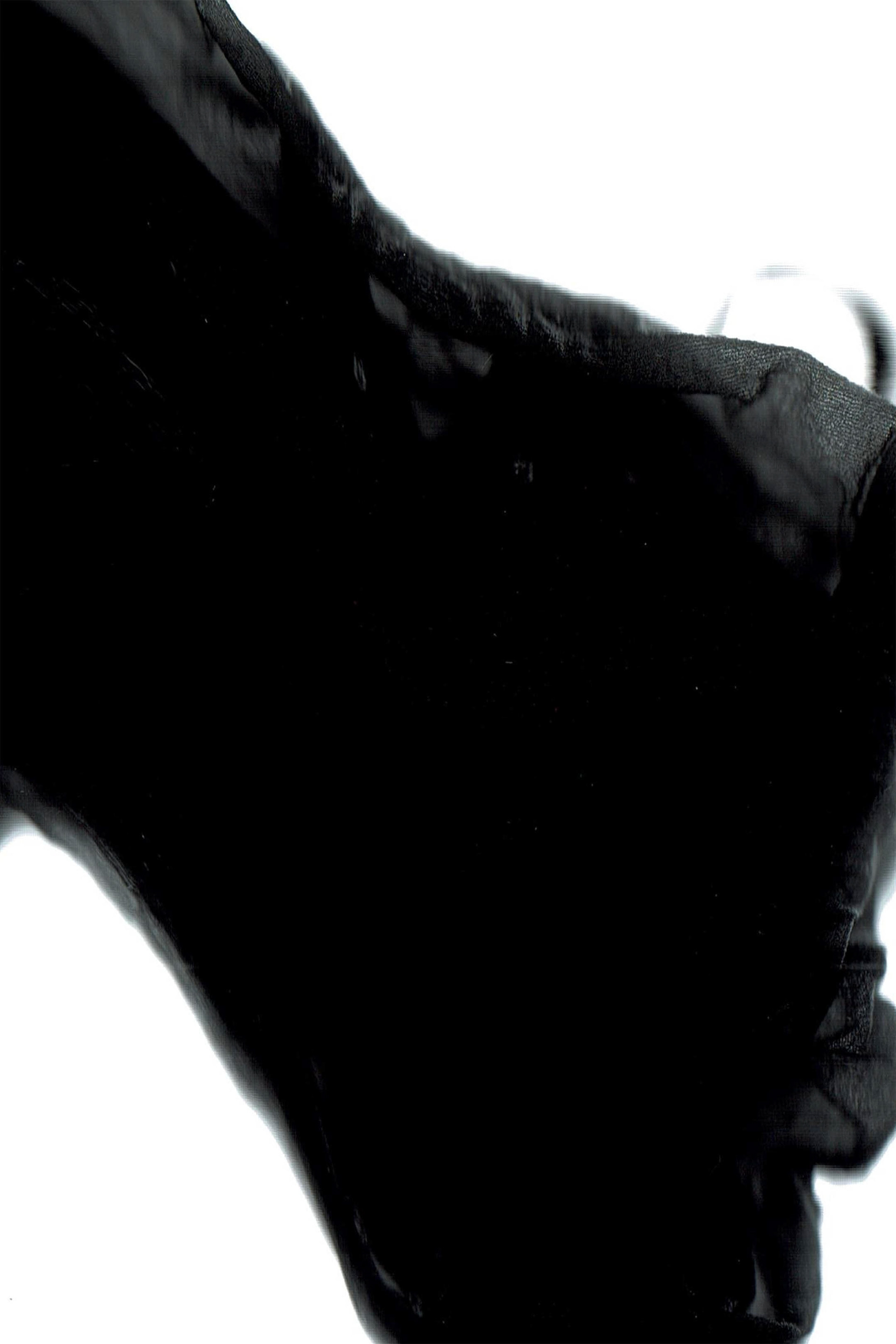 Shadows Three, or the memories that only revisit you at 2AM, triptych