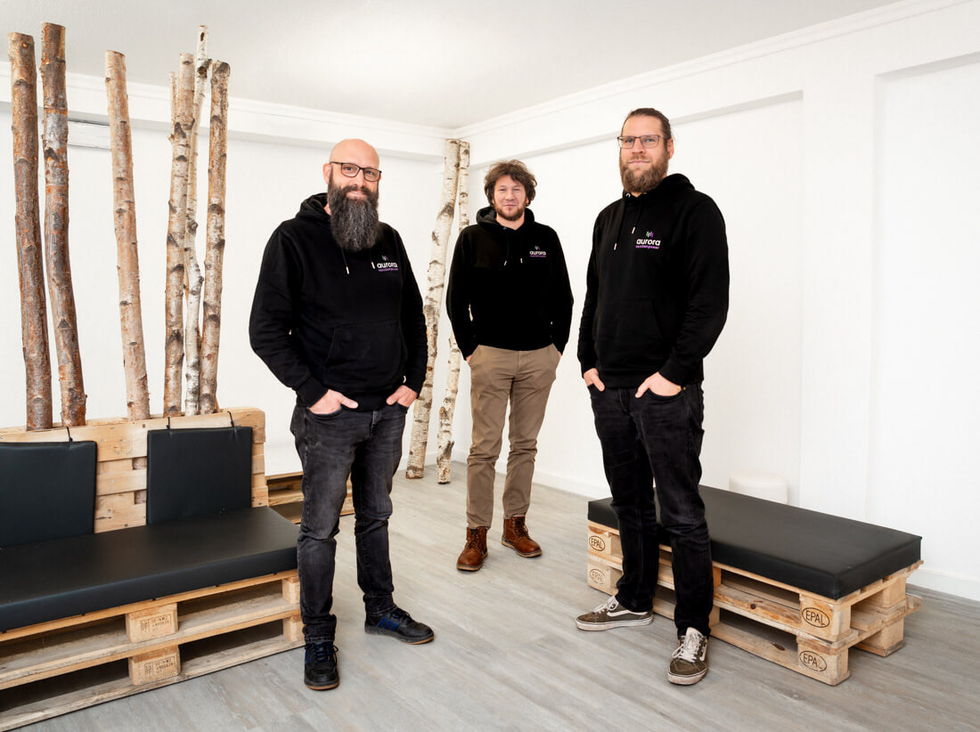 Professionelles Teamfoto erstellt von Philipp Eigner dem Businessfotografen für Hannover