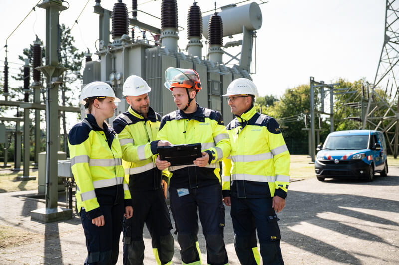 Teamfotos Oldenburg und Umgebung. Hier für den Oldenburger Netzbetreiber EWE Netz, fotografiert in Cuxhaven.