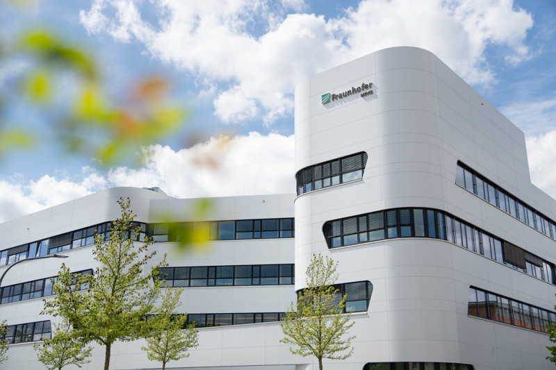 Außenaufnahme des Institutsgebäudes Fraunhofer MEVIS (Architekturfotograf: Philipp Eigner)