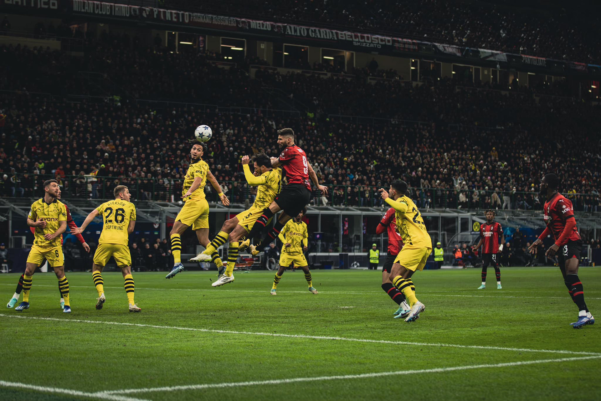 Giroud, AC MILAN - BORUSSIA DORTMUND (Champions League)