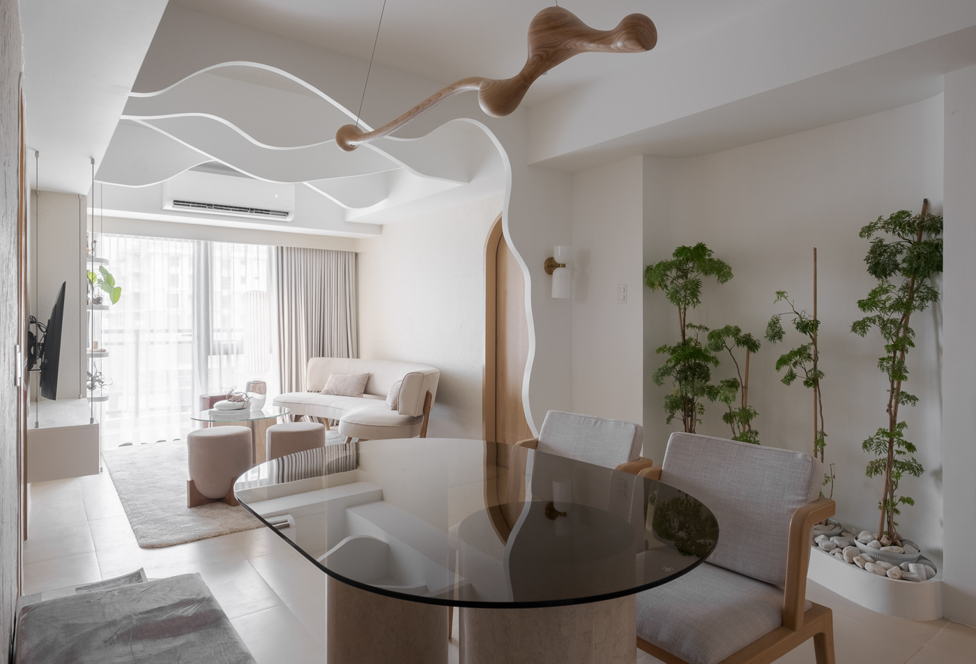 Project 223: “Sands of Time” ⏳ Endless. Flowing. Gradual. An hourglass symbolizes these qualities—how time is both finite and infinite, with sands that flow continuously and gradually, embodying the slow and steady progression of time. In an era where trends and fads have become commonplace, shaping our lifestyles and choices, the concept of the Sands of Time emerges. It’s a captivating way to instill a sense of timelessness and continuity within a space.  “A space that transcends time” is what i’d like to put it.