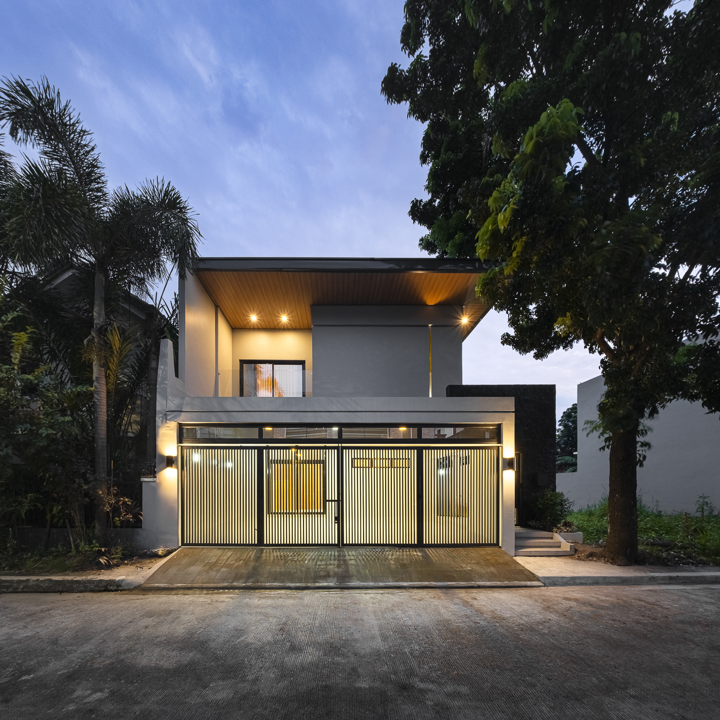 Designed by Ourrow Architecture, this modern space exemplifies clean lines, functional elegance, and a seamless blend of form and purpose. Thoughtful material selection, strategic lighting, and an open layout create an atmosphere that is both sophisticated and inviting. Every detail is meticulously crafted to enhance spatial flow, natural light, and contemporary aesthetics. Captured by Sections Architectural and Interior Photography, showcasing its refined design, balanced proportions, and modern sensibility.