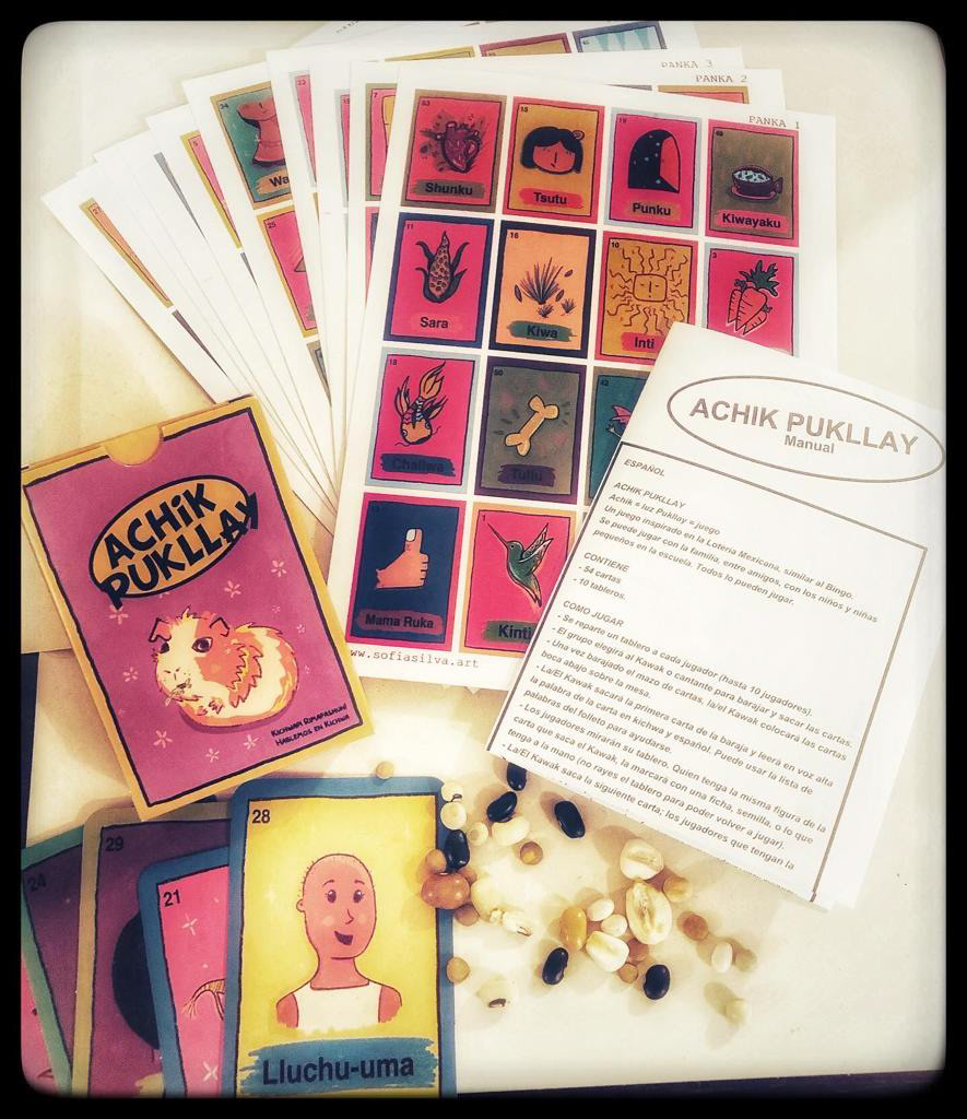 El juego viene con: + 10 cartillas + 54 tarjetas + manual en kichwa y español.