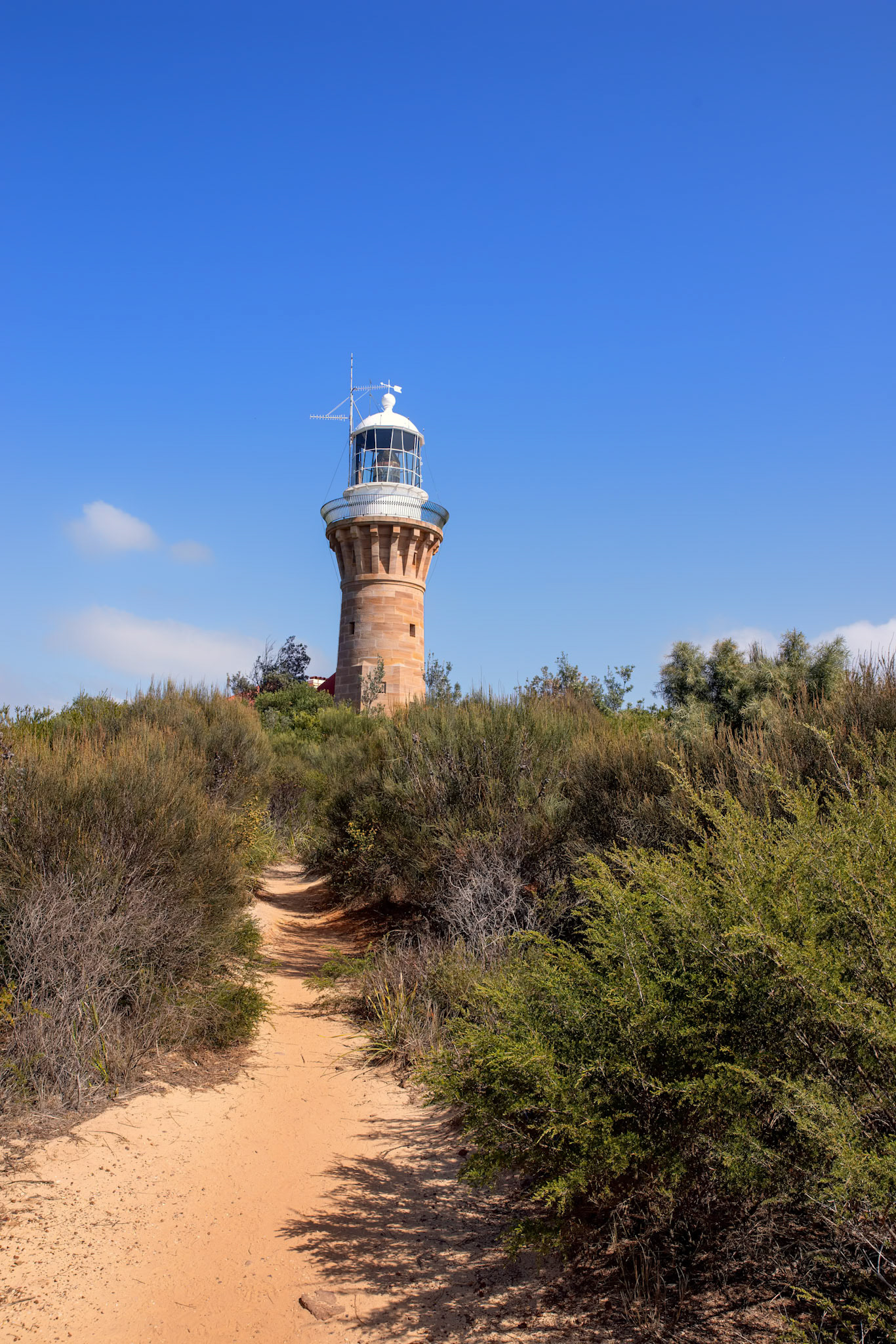 Barrenjoey Lighthouse - Worth the short hike up a steep hill, the Barrenjoey lighthouse provides an enticing view.