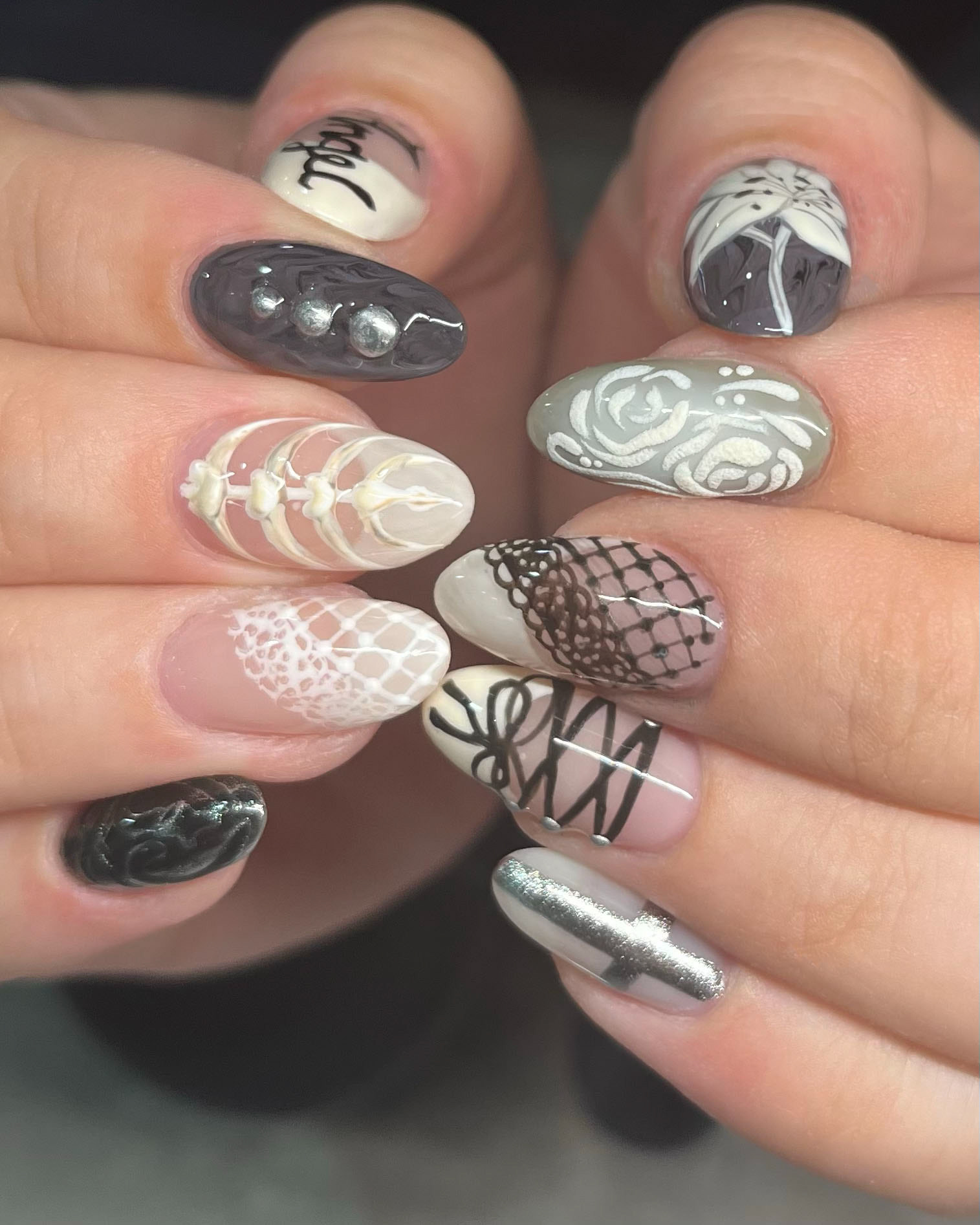 Georgia | Bones and Lace