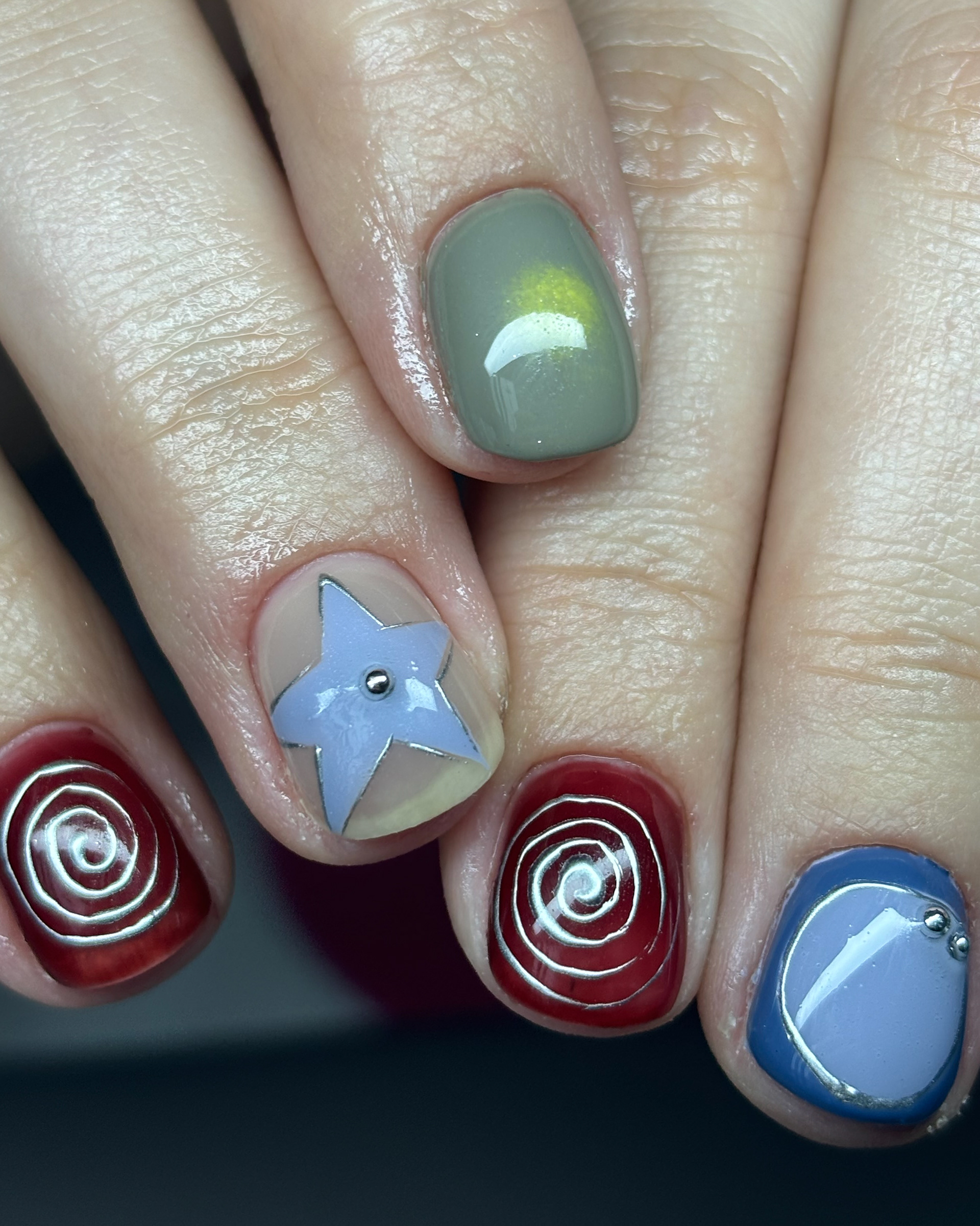 Tauvi | Stars and Swirls