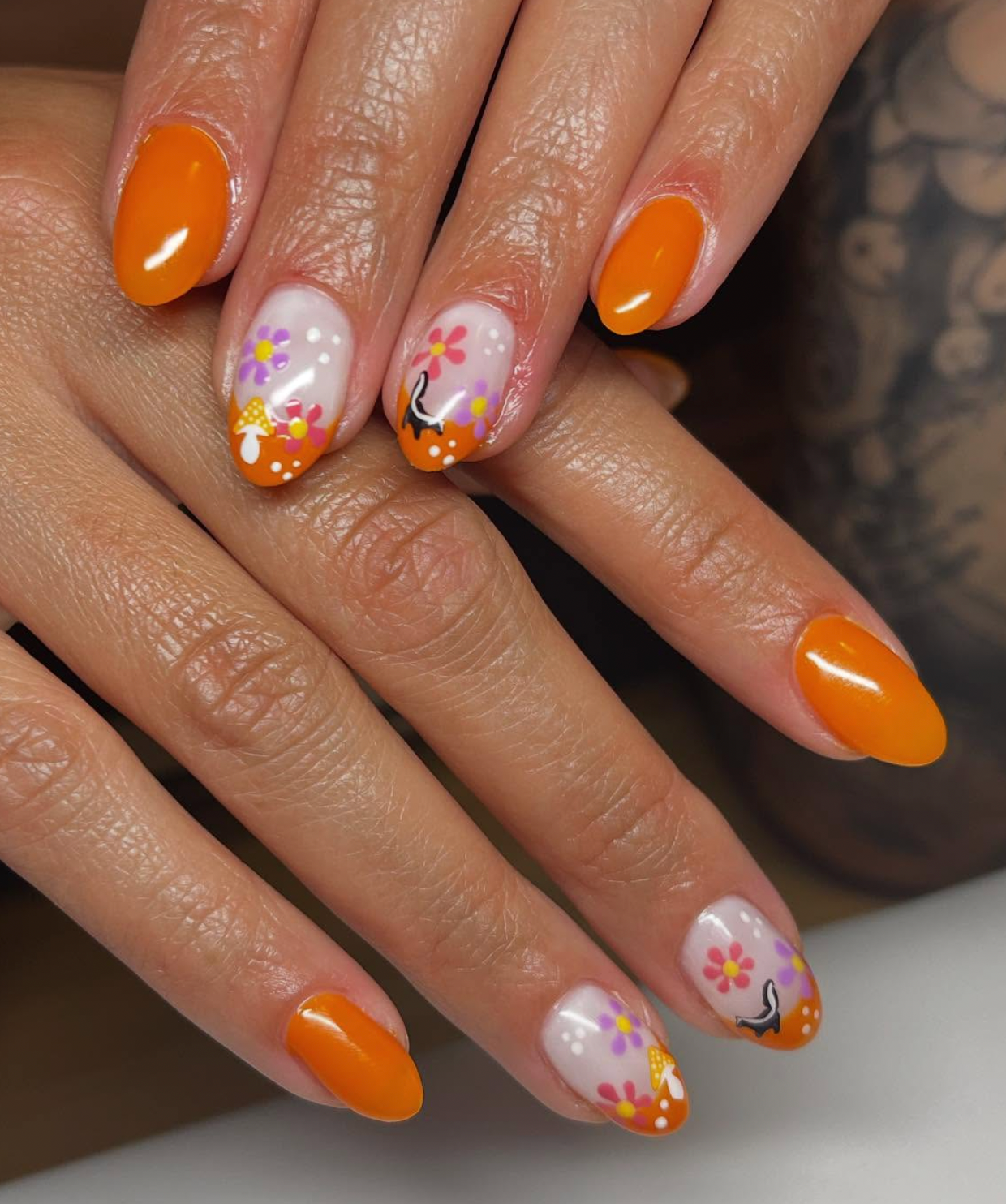 Jessica | Flowers and Skunk