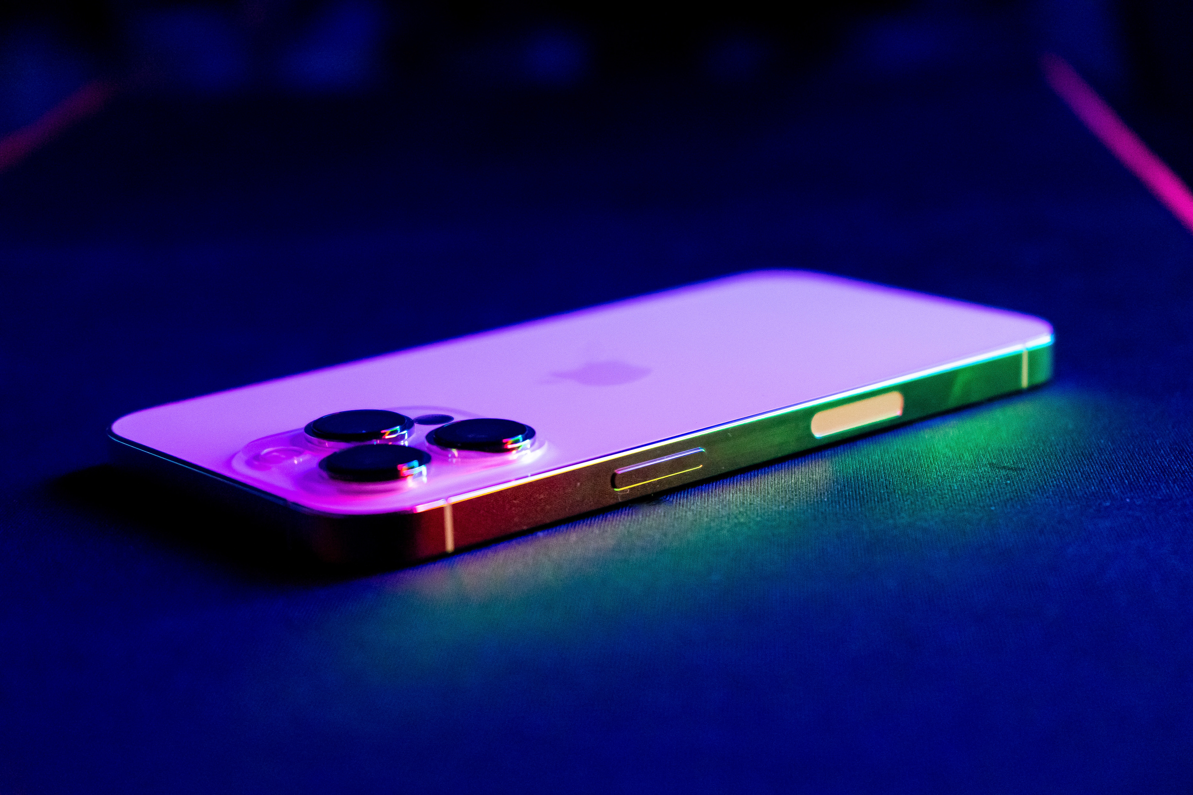 Sony A7 | Lightroom RGB Light