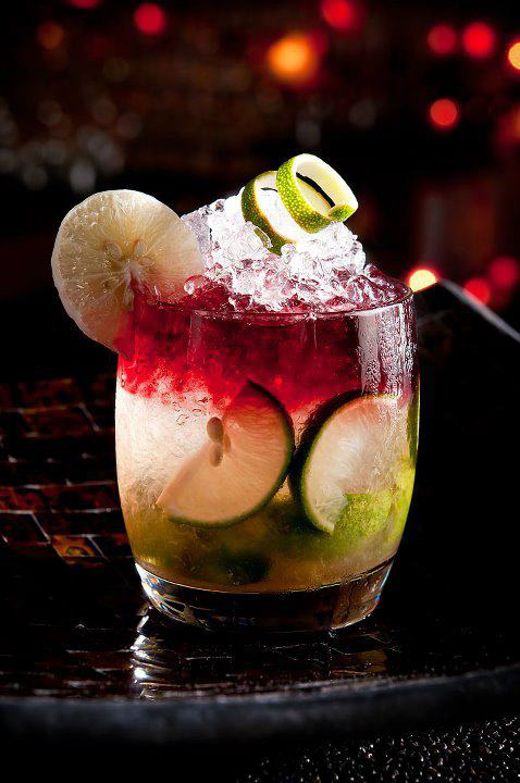 CAIPIRINHA SANGRIA