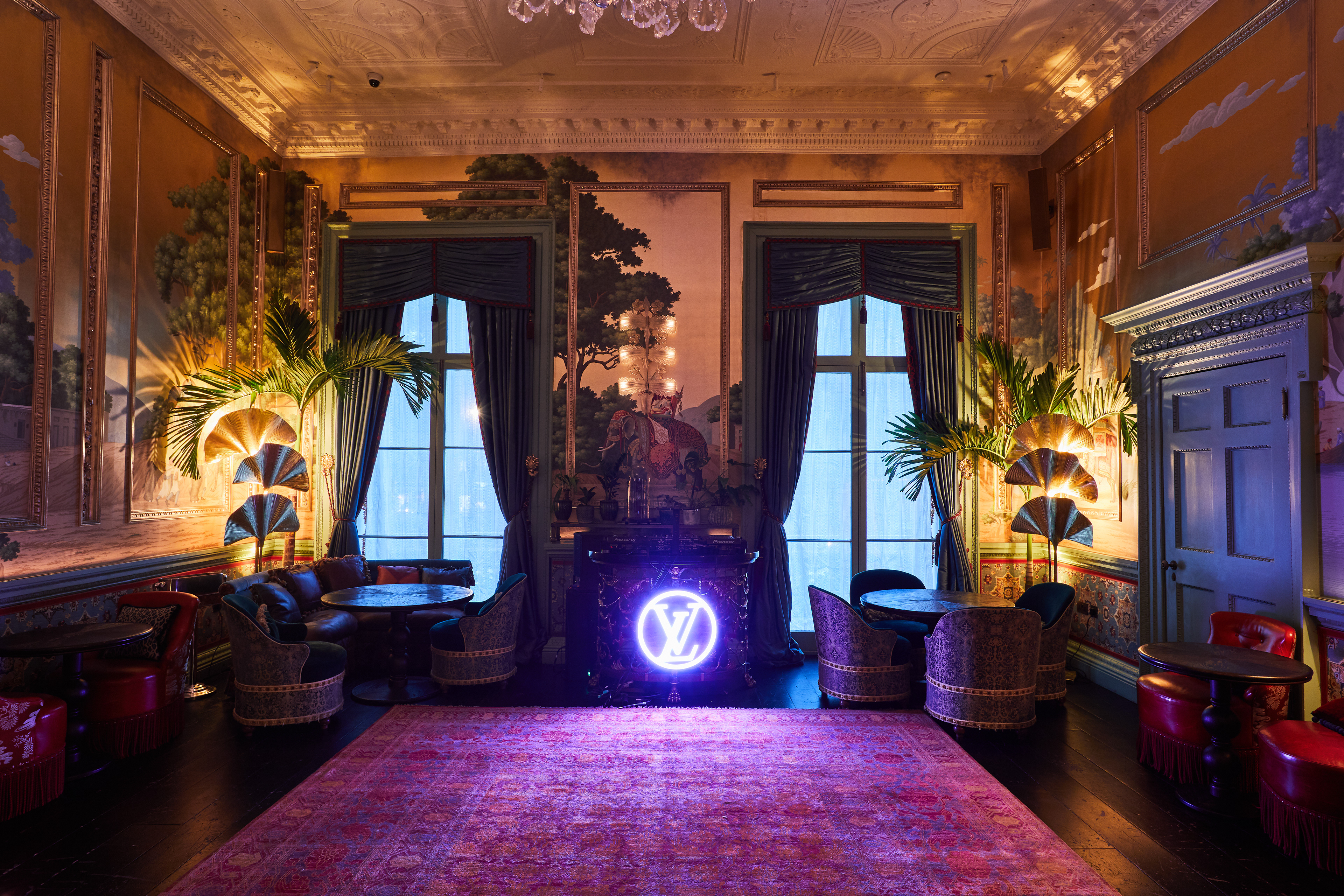 Louis Vuitton, London