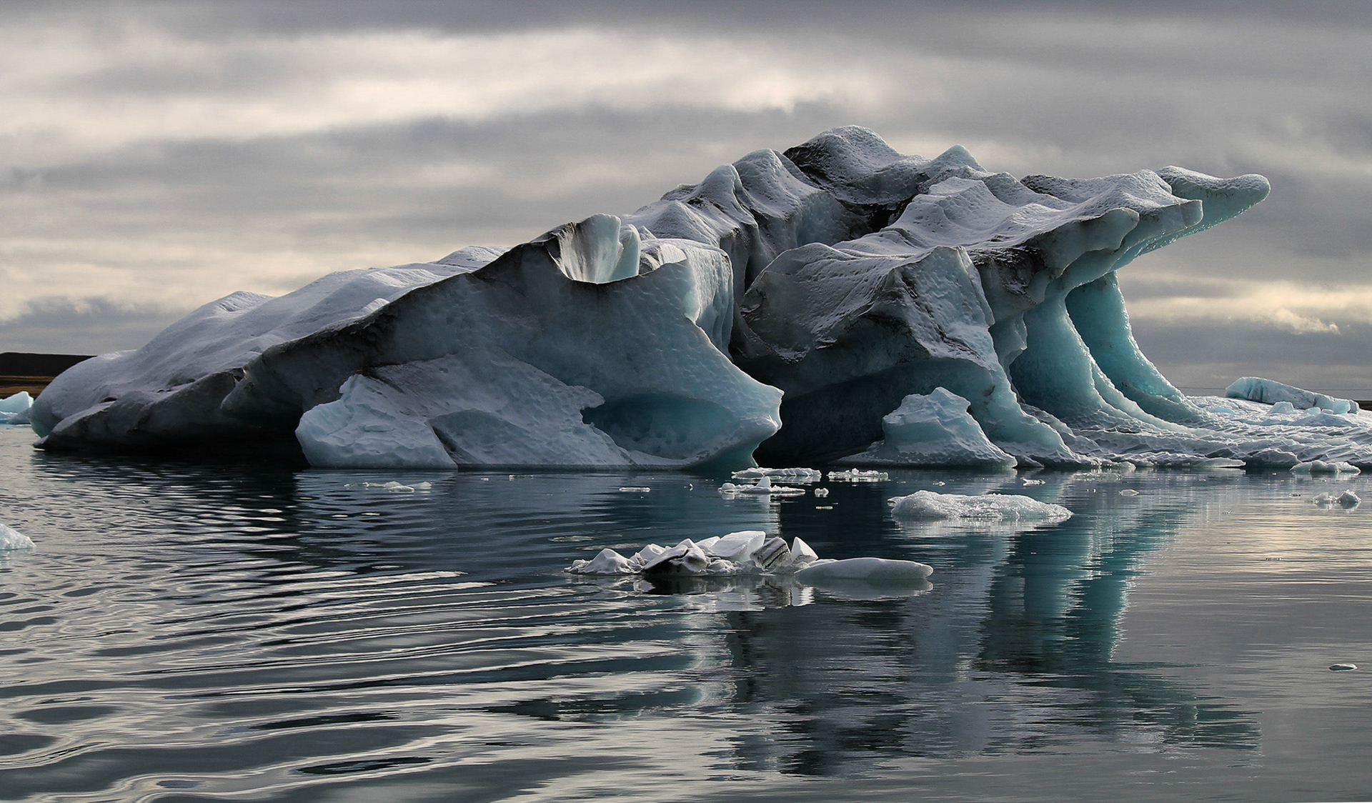Jokulsarlon iceberg
