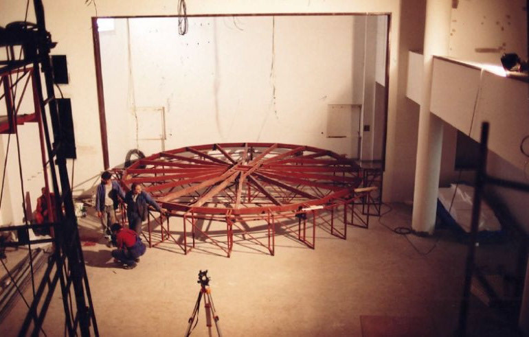 Construction of Kalich Theater, 1999