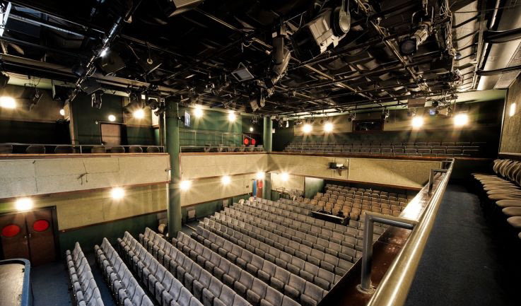 Kalich theatre, 1999
