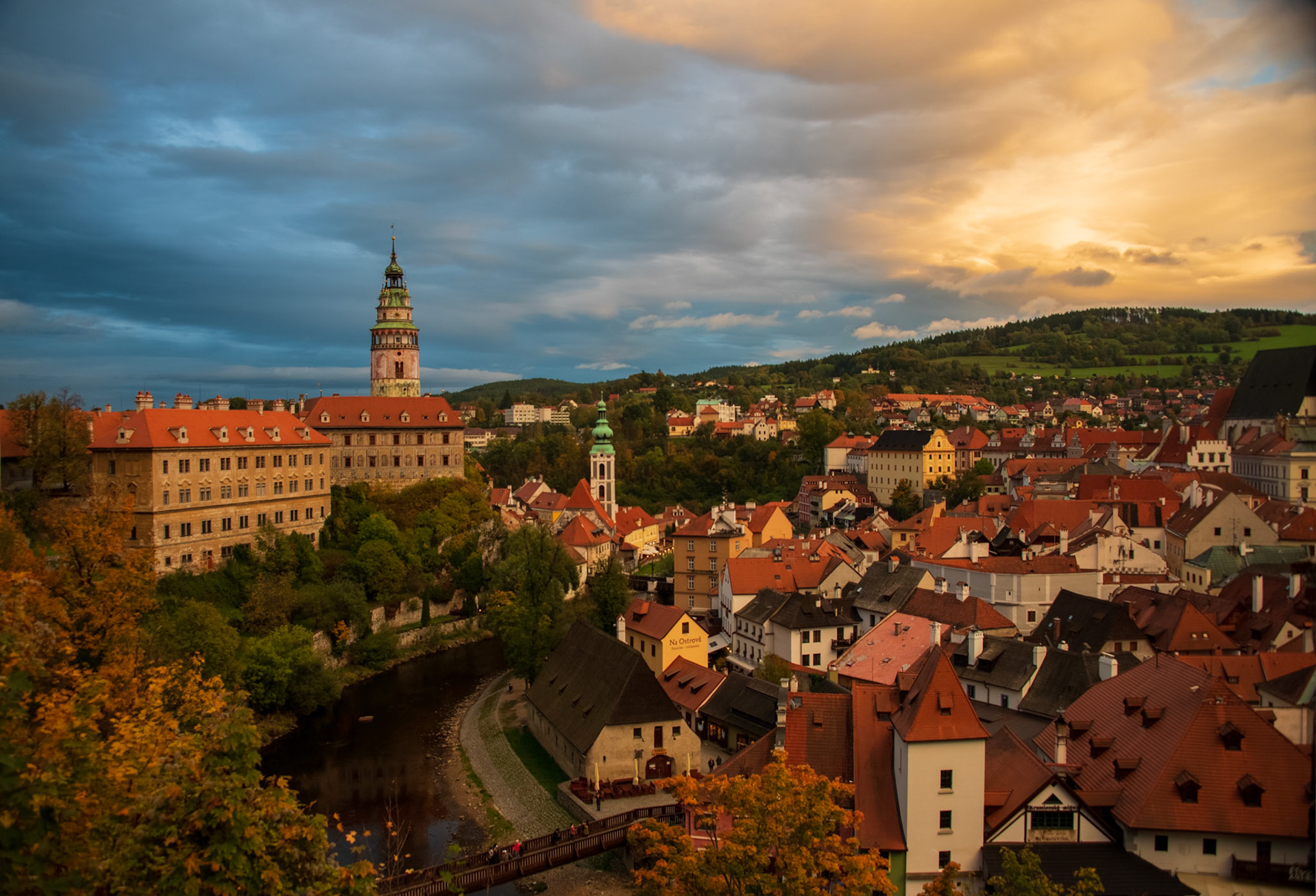 Český Krumlov, Czech Republic. Golden hour arrived just in time.