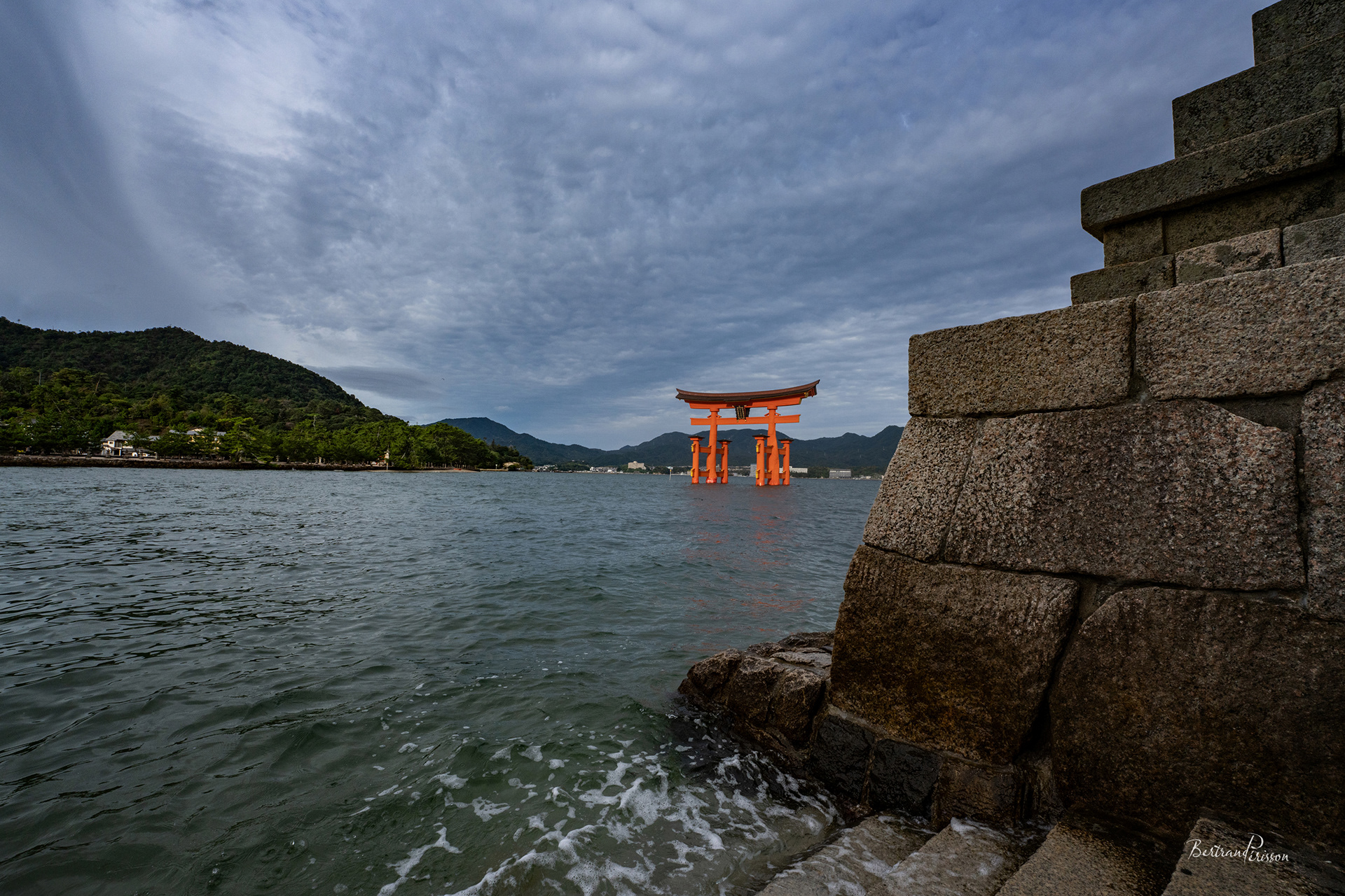 Japon 2025 - Île de Miya-jima et son torii "les pieds dans l'eau"