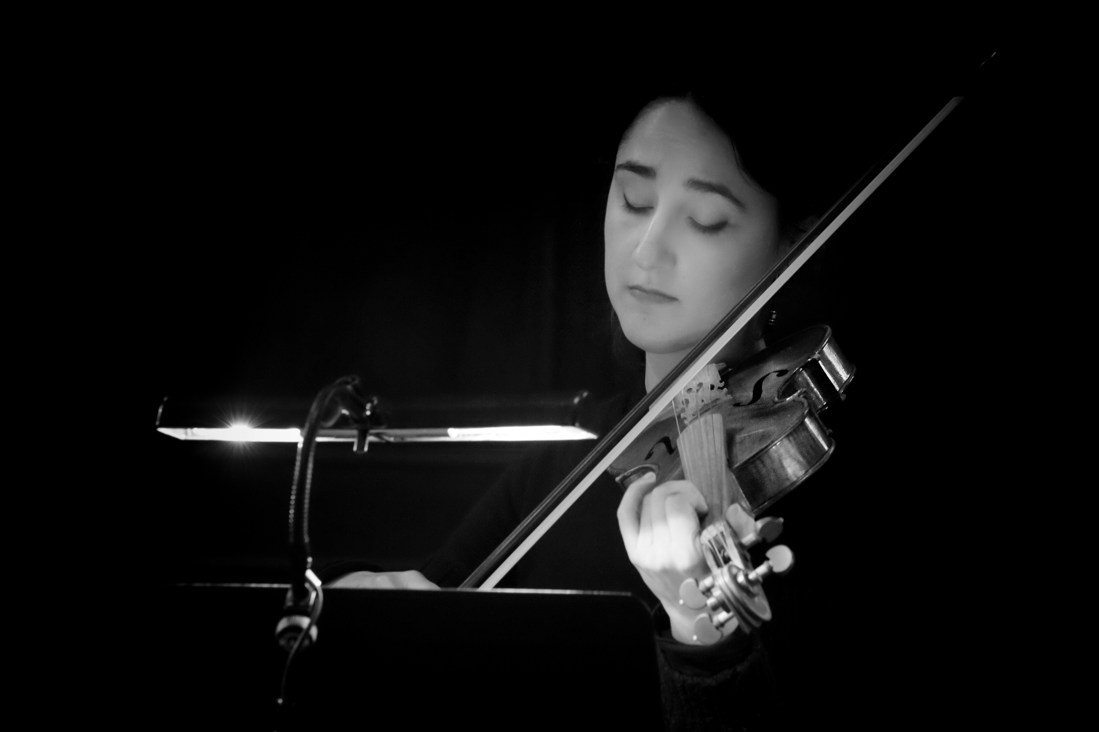 Katia Viel, violon Cathédrale St Sauveur, Aix-en-Provence Concert Bach, Avent 2014