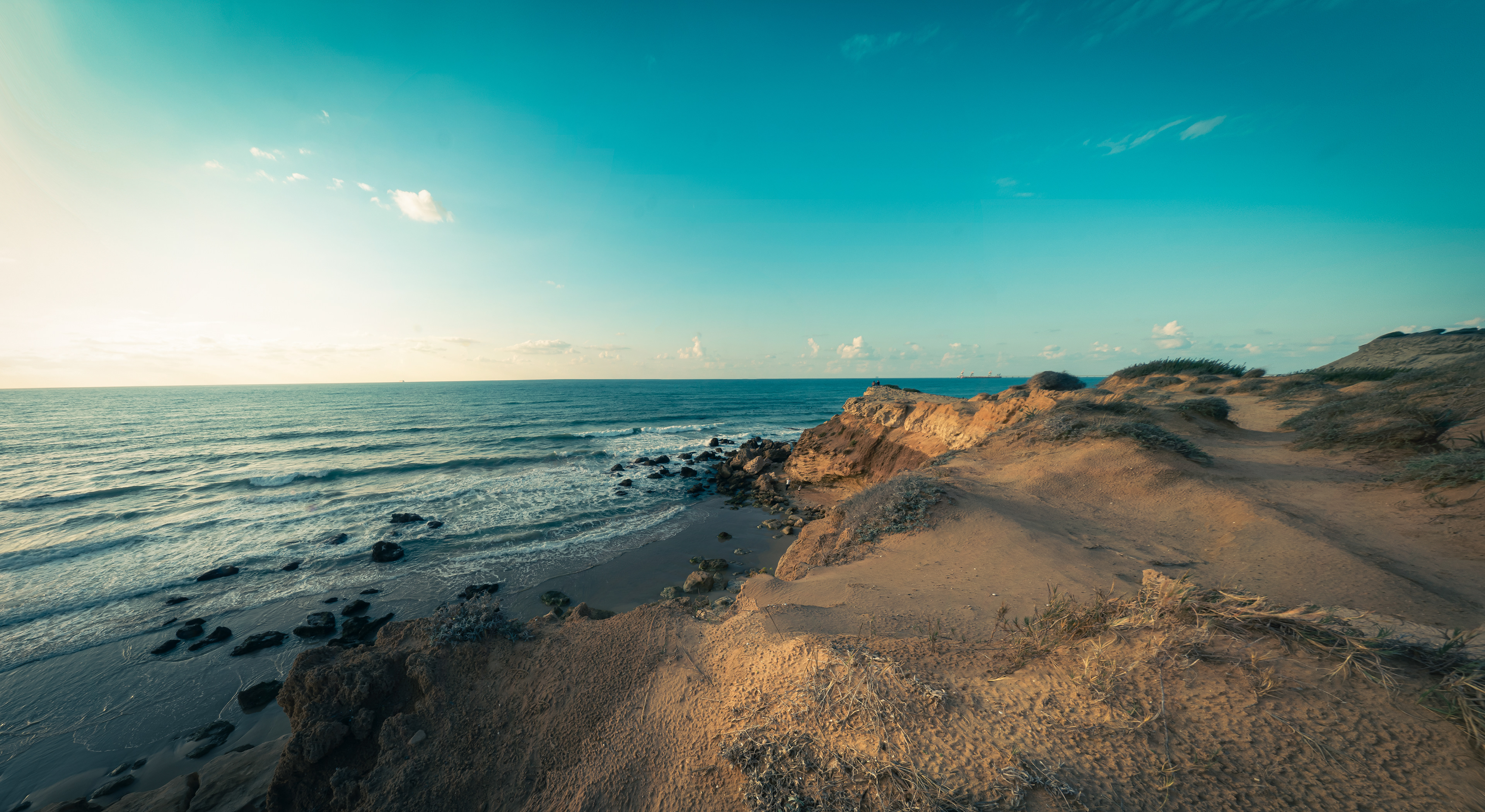 The cliff and beach in Gedor national park