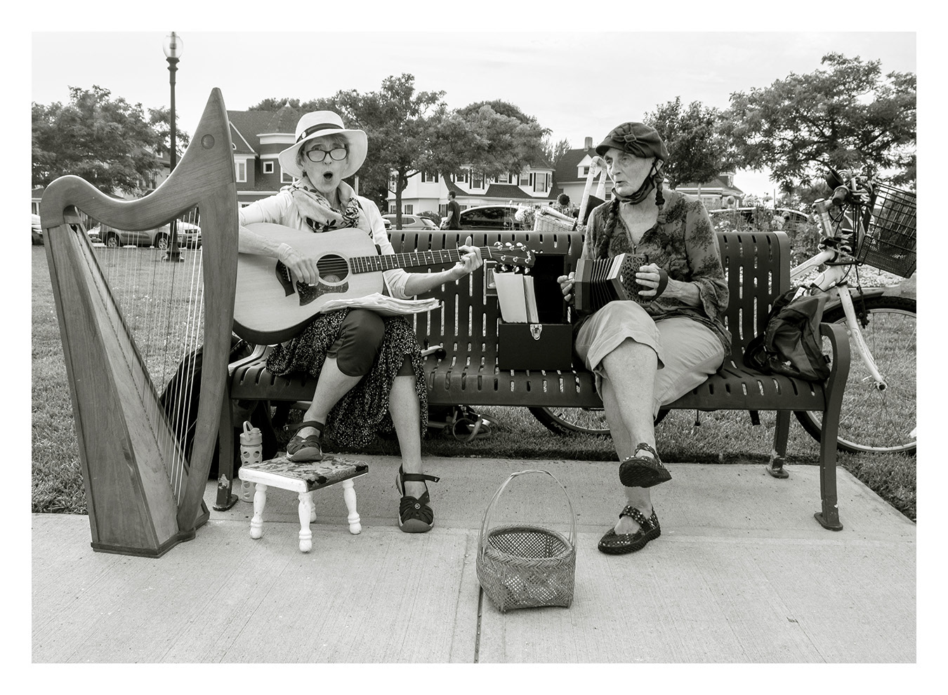 Martha & Moira Busking