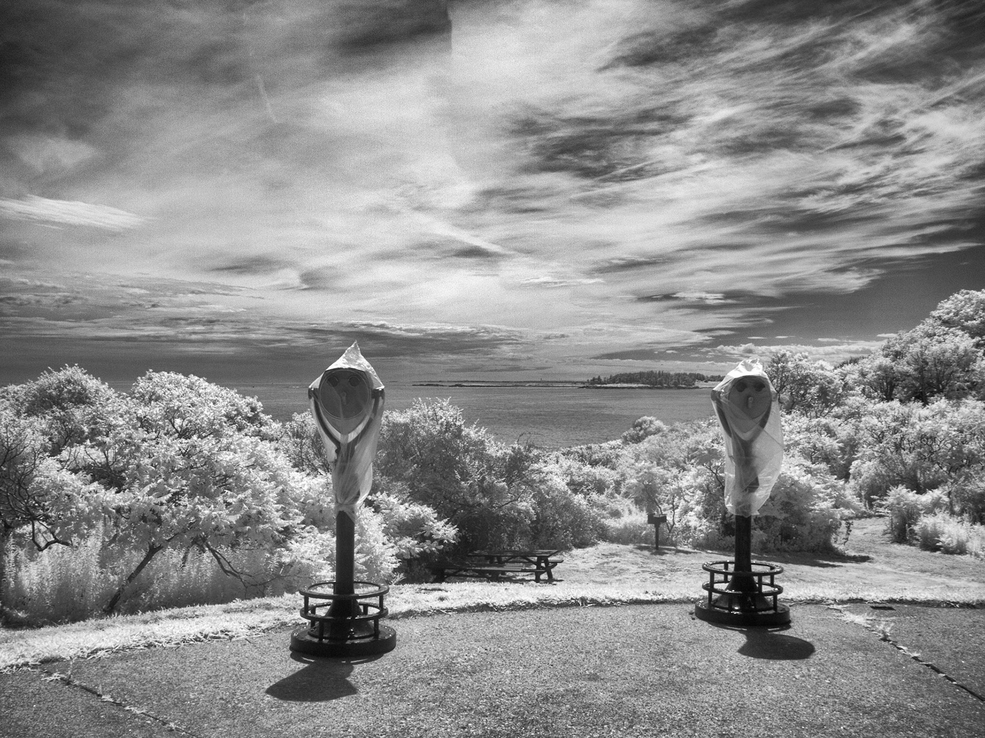 Social Distancing at Two Lights State Park