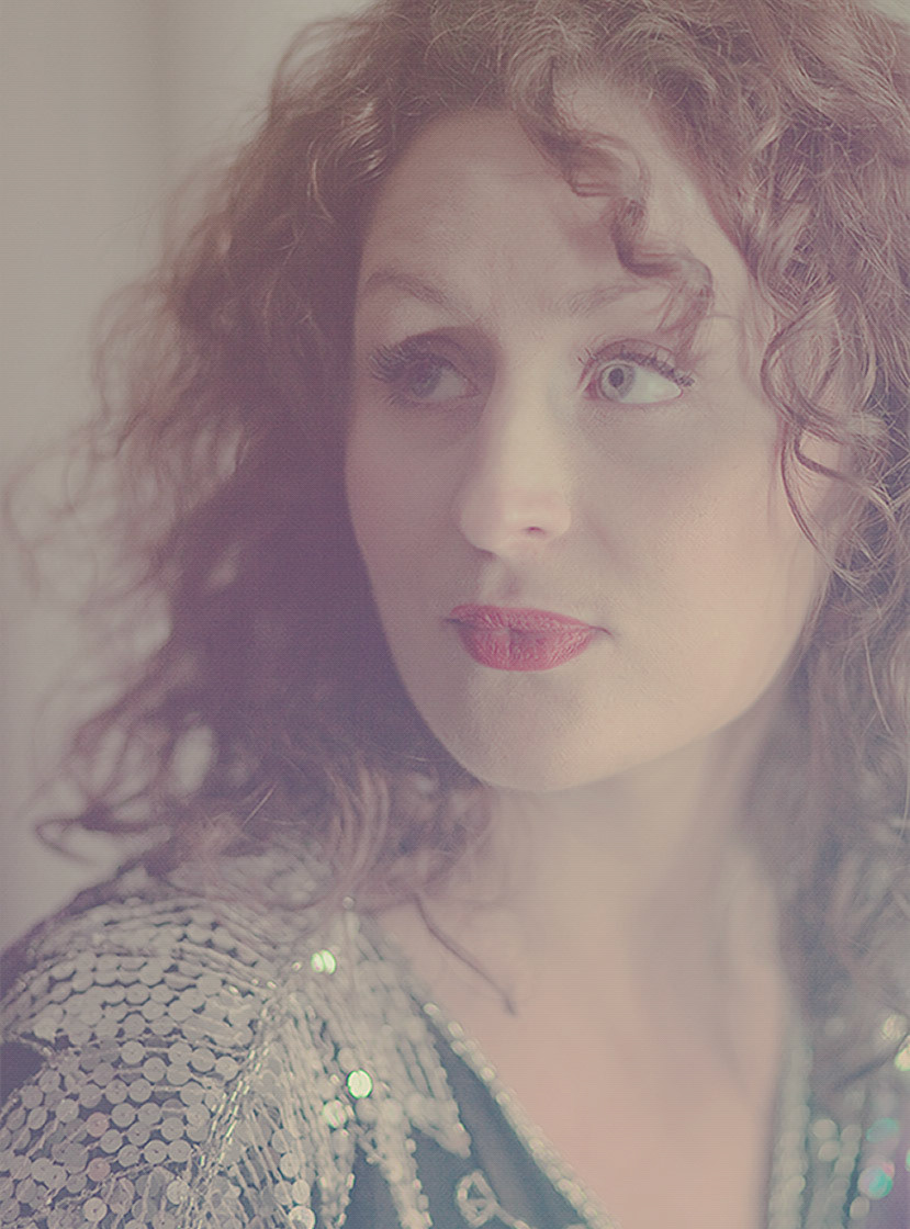 Soft lighting portraiture for dreamy cinematique feeling creating a longing