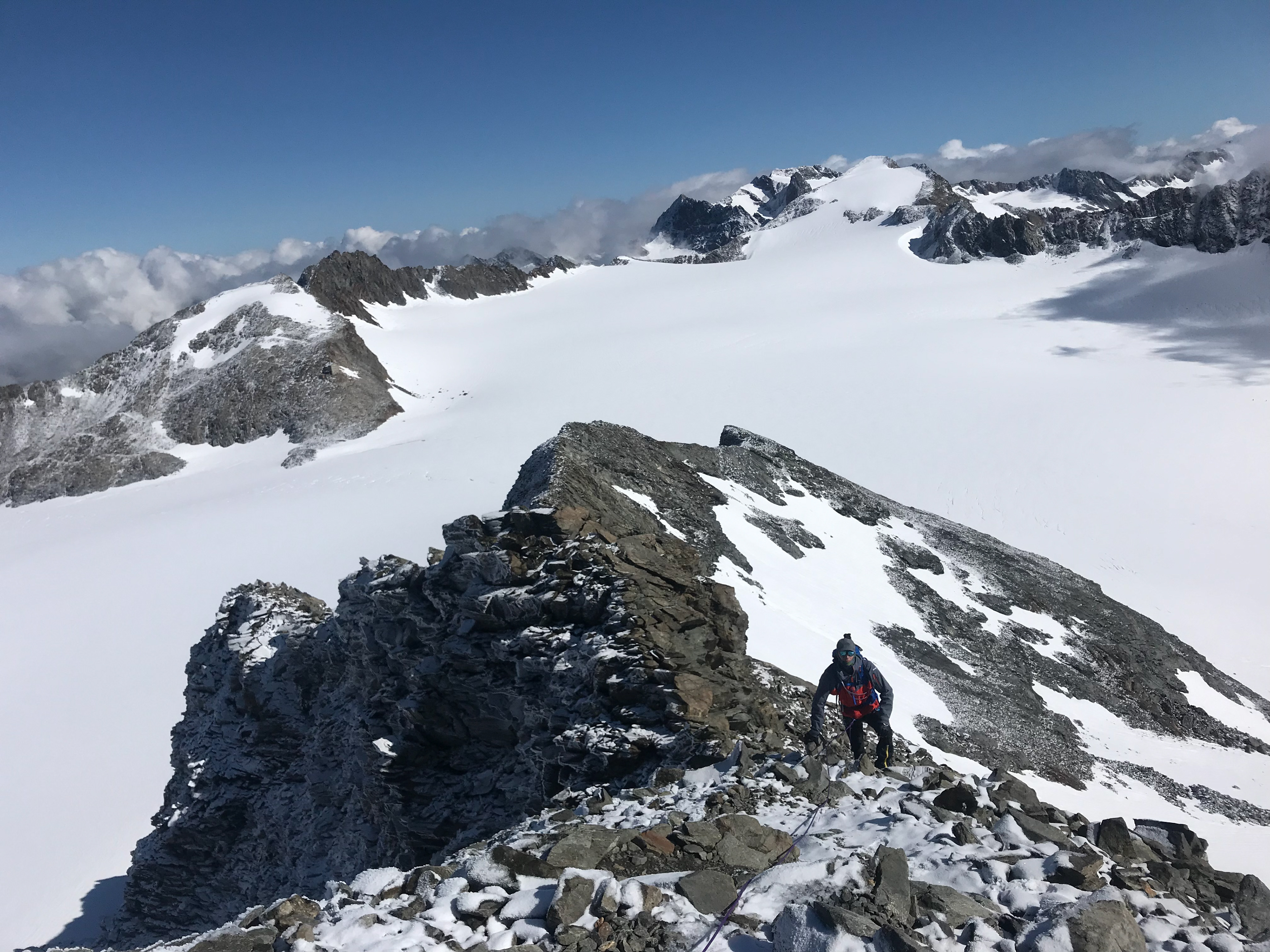 herrliches Ambiente mit Fluchtkogel und Brandenburger Haus im Hintergrund
