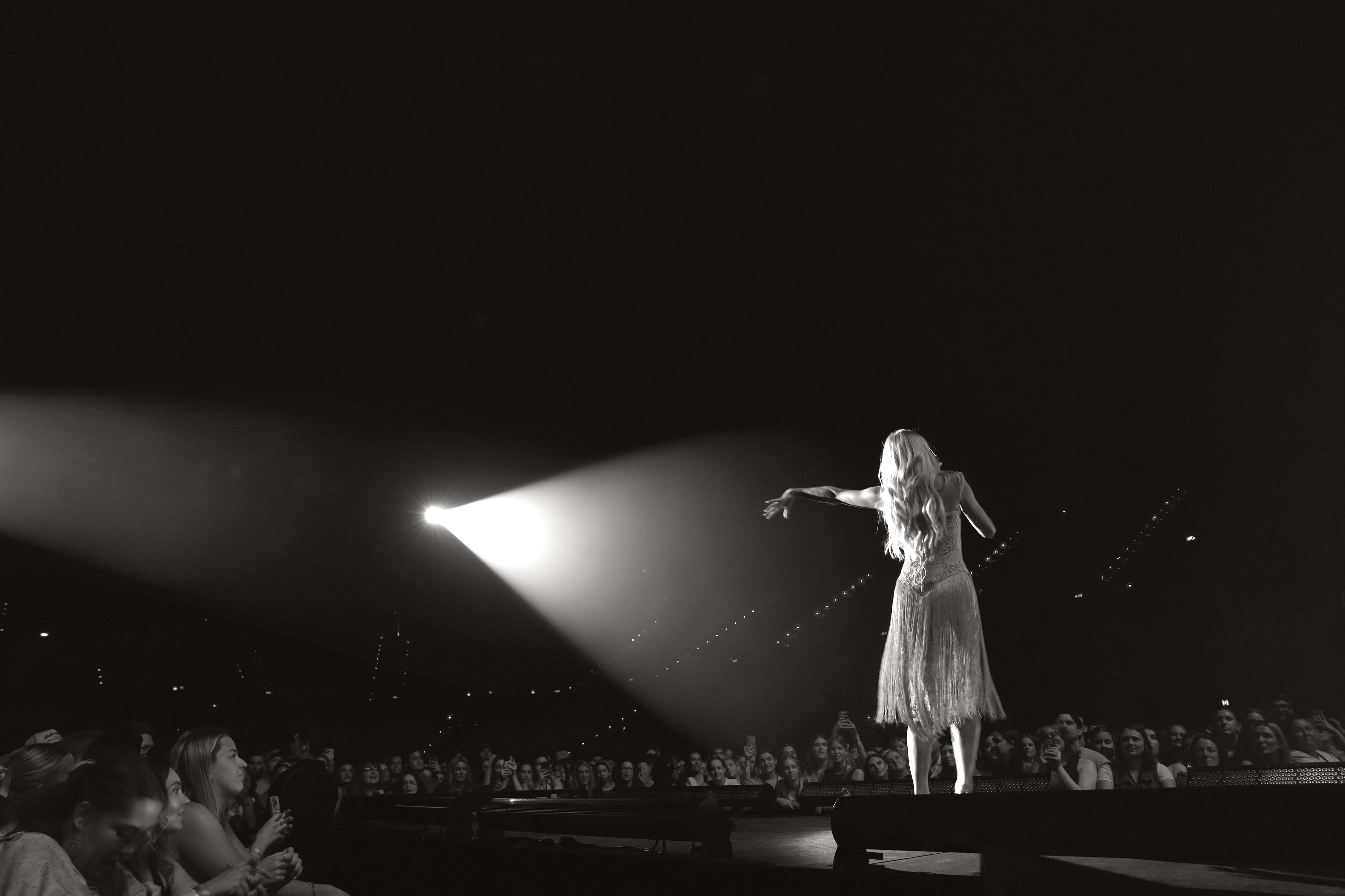 CARTER FAITH - BRISBANE ENTERTAINMENT CENTRE